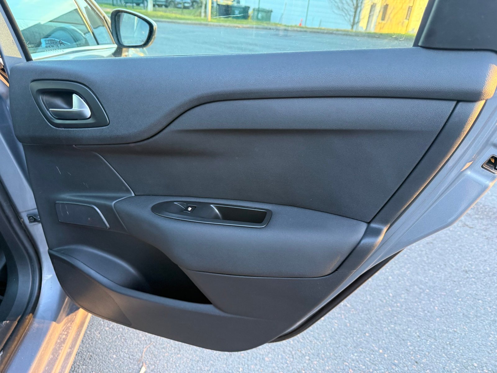 CITROËN C4 II 1.2 PureTech 130 cv Finition « Millenium »