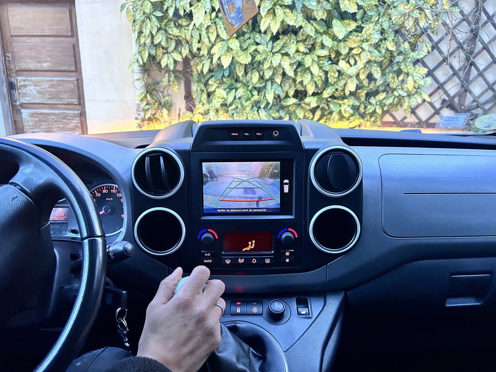 CITROEN BERLINGO 1,6 Bhdi 120 ch “ SHINE”