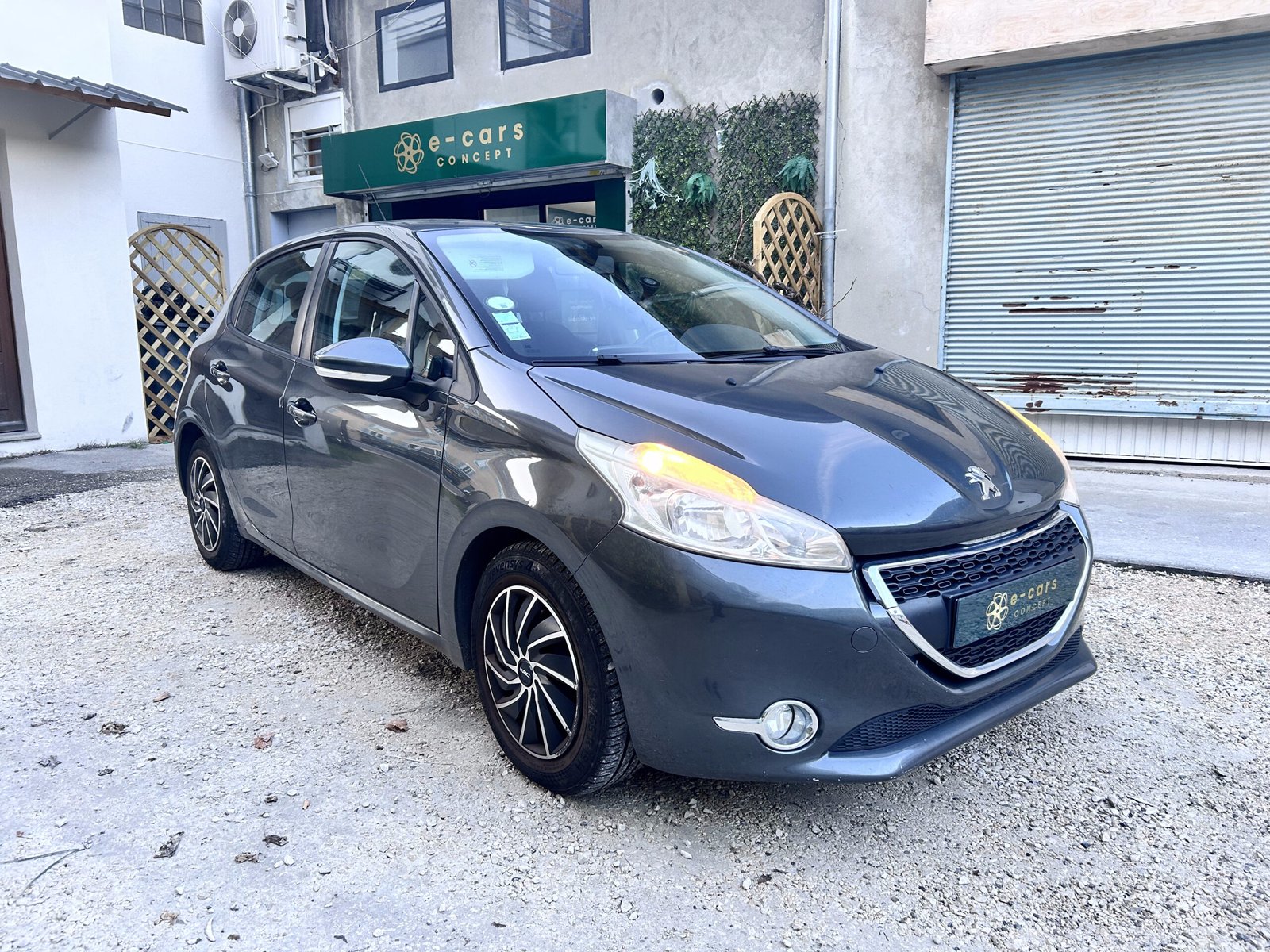 PEUGEOT 208 1.4 HDI 68 ch