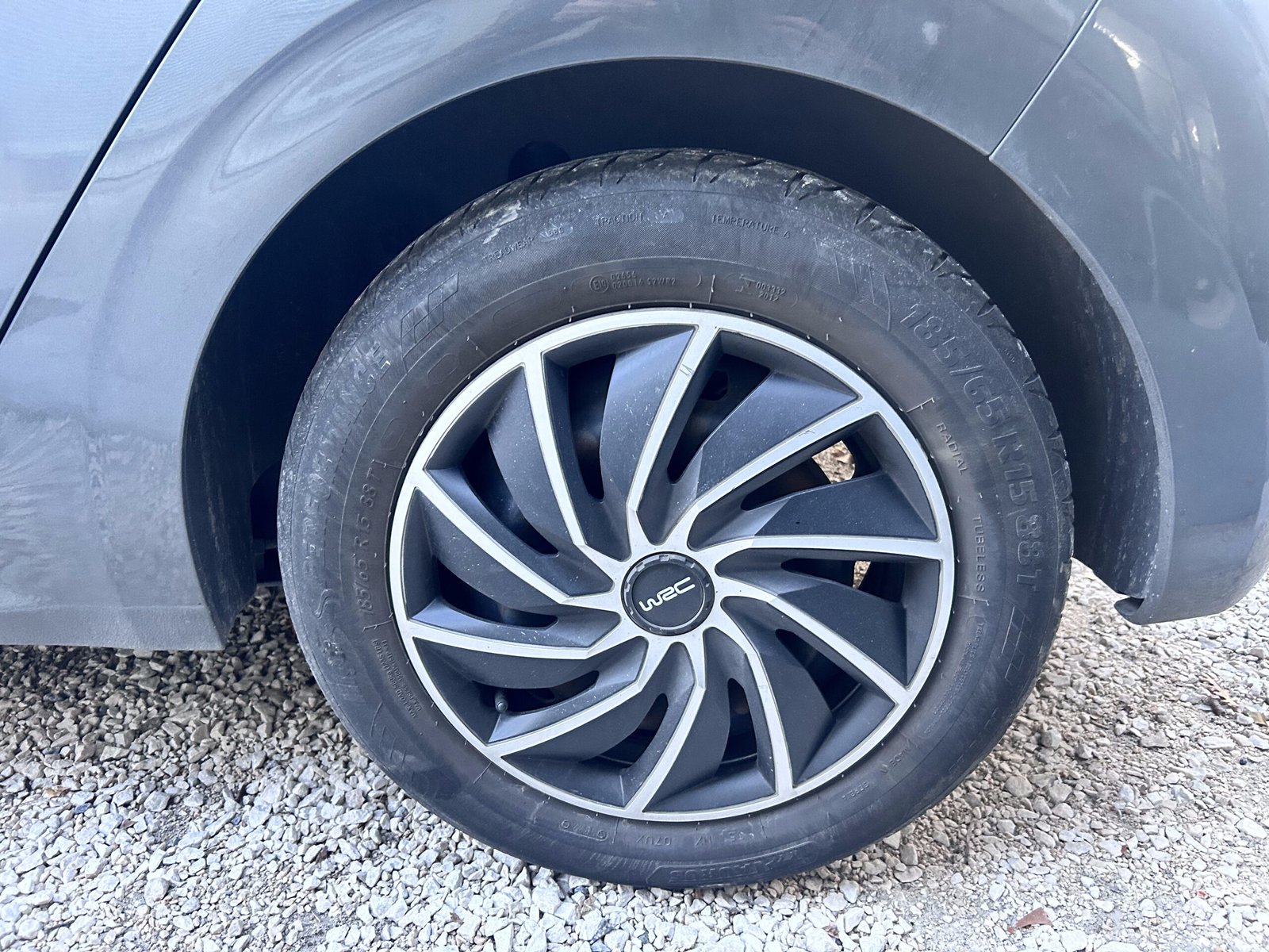 PEUGEOT 208 1.4 HDI 68 ch