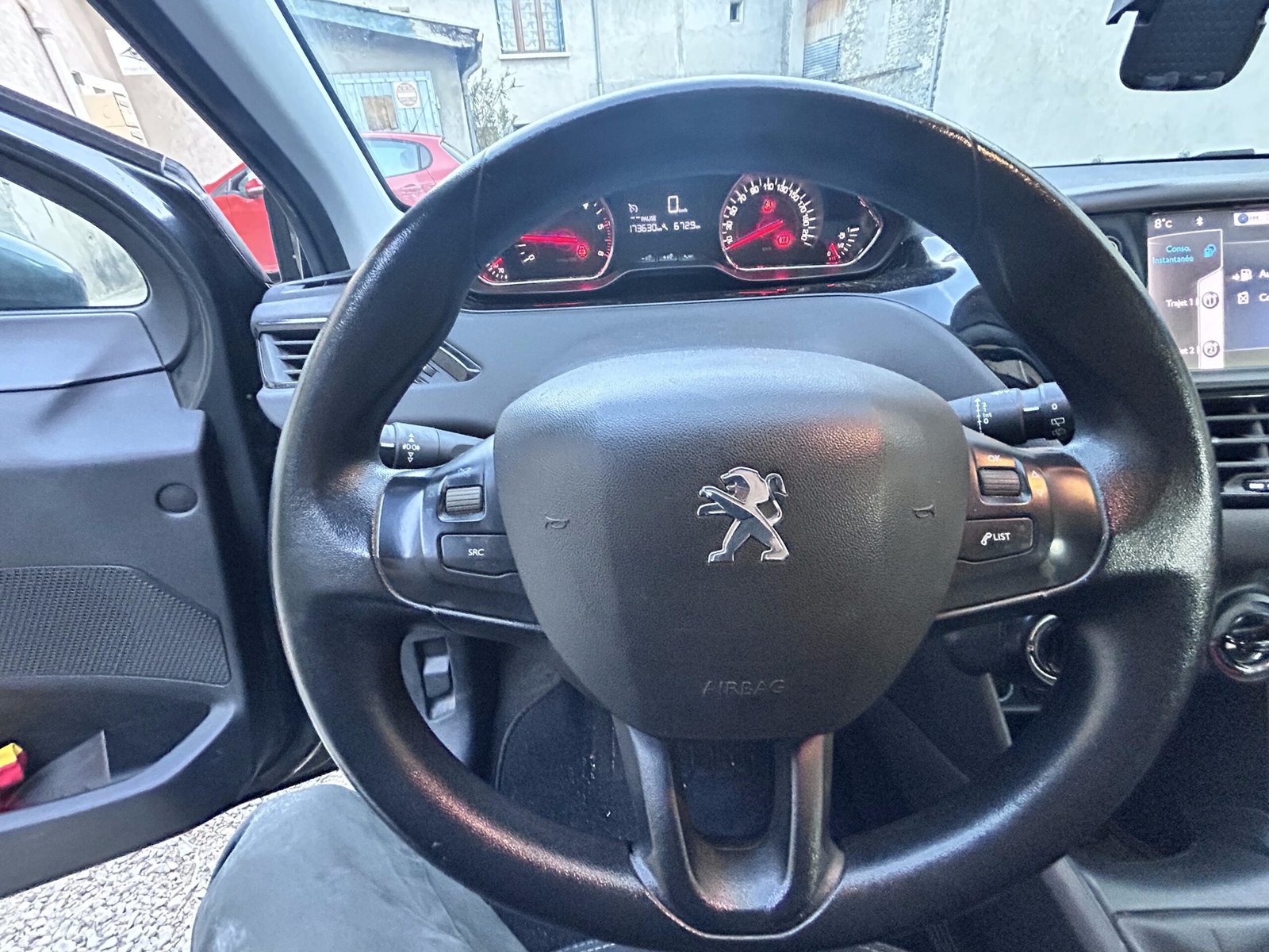PEUGEOT 208 1.4 HDI 68 ch
