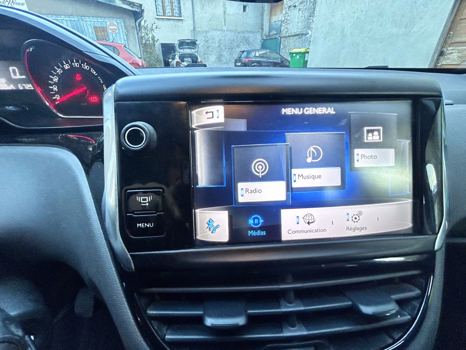 PEUGEOT 208 1.4 HDI 68 ch