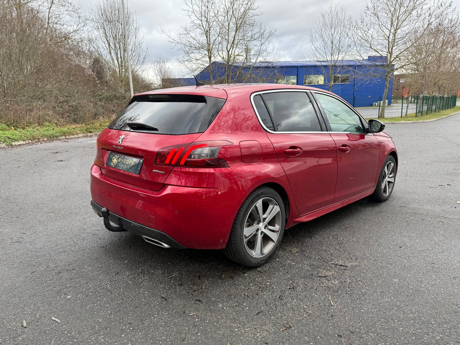 PEUGEOT 308 (II) phase 2 1.2 PureTech EAT8 130 ch finition « GT Line » (DISTRIBUTION NEUVE)