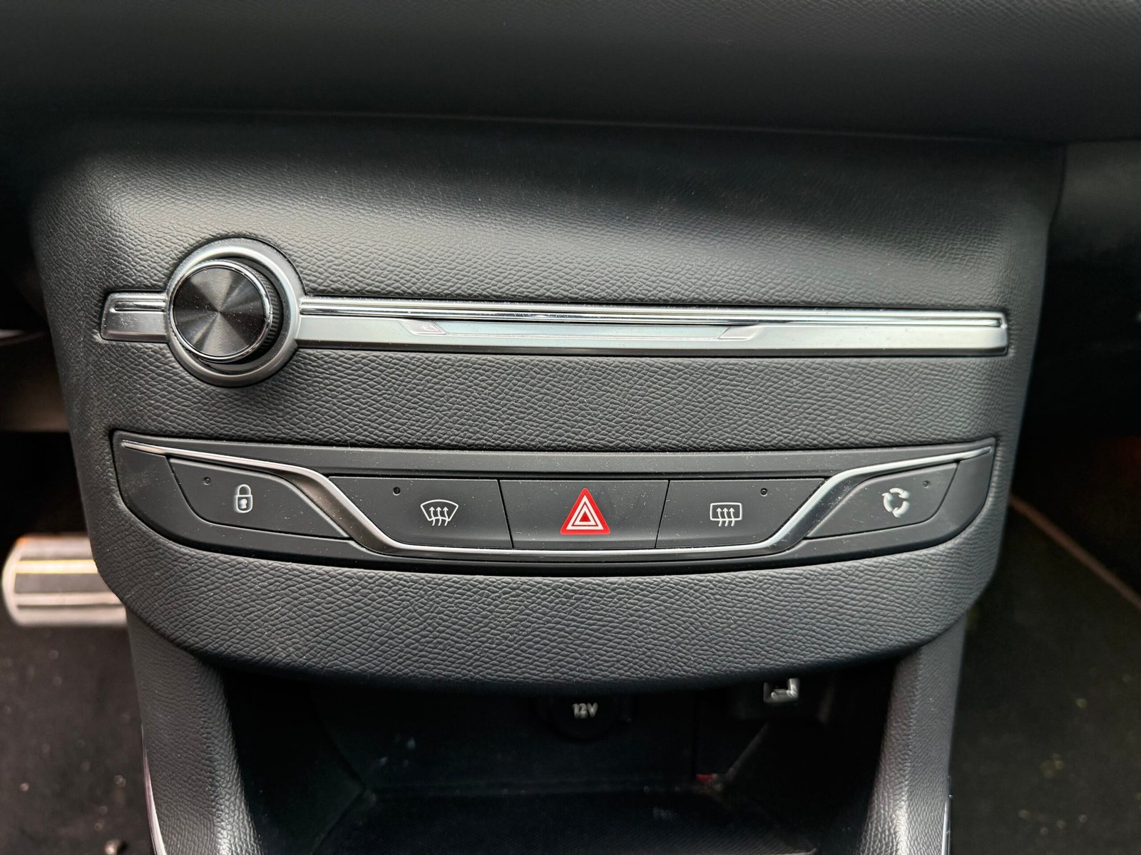 PEUGEOT 308 (II) phase 2 1.2 PureTech EAT8 130 ch finition « GT Line » (DISTRIBUTION NEUVE)