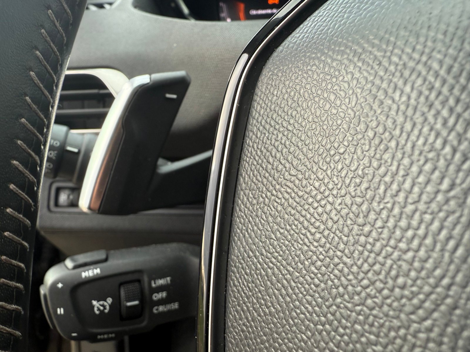 Peugeot 3008 1.5 BlueHDi EAT8 S&S 130 ch « Active Business »