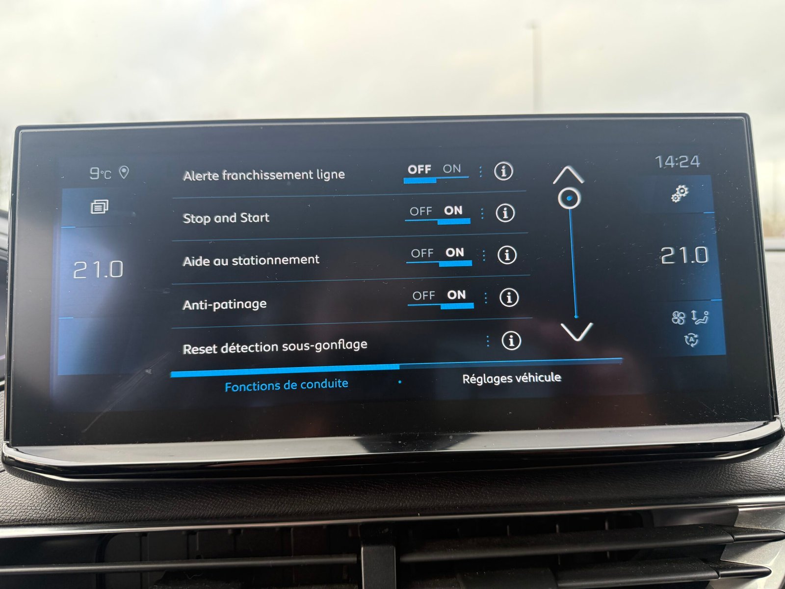 Peugeot 3008 1.5 BlueHDi EAT8 S&S 130 ch « Active Business »