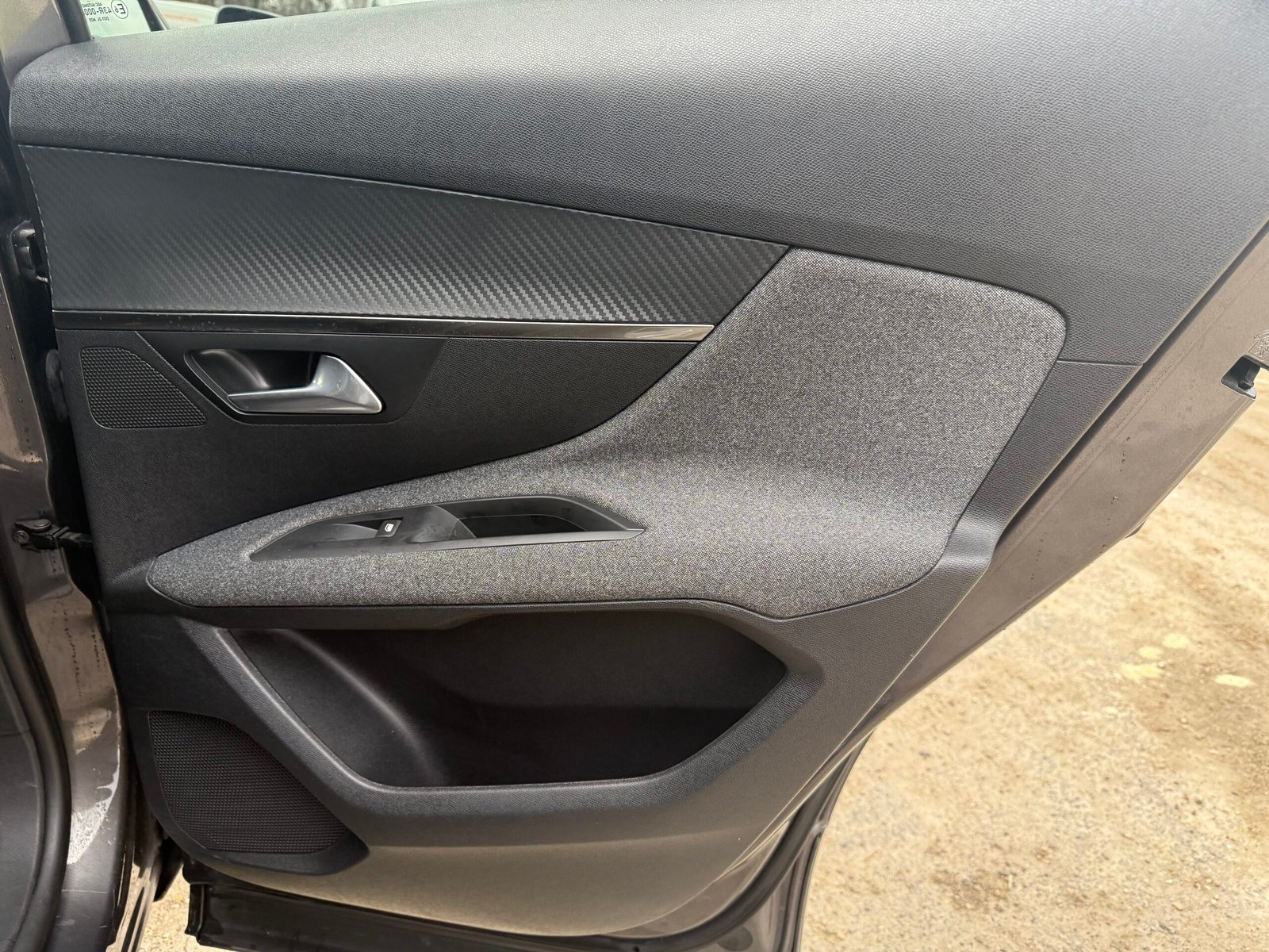 Peugeot 3008 1.5 BlueHDi EAT8 S&S 130 ch « Active Business »