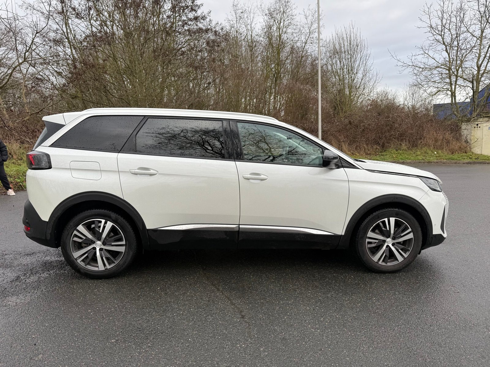 Peugeot 5008 II Phase 2 1.5 BlueHDI EAT8 S&S 130 ch finition « Allure pack »