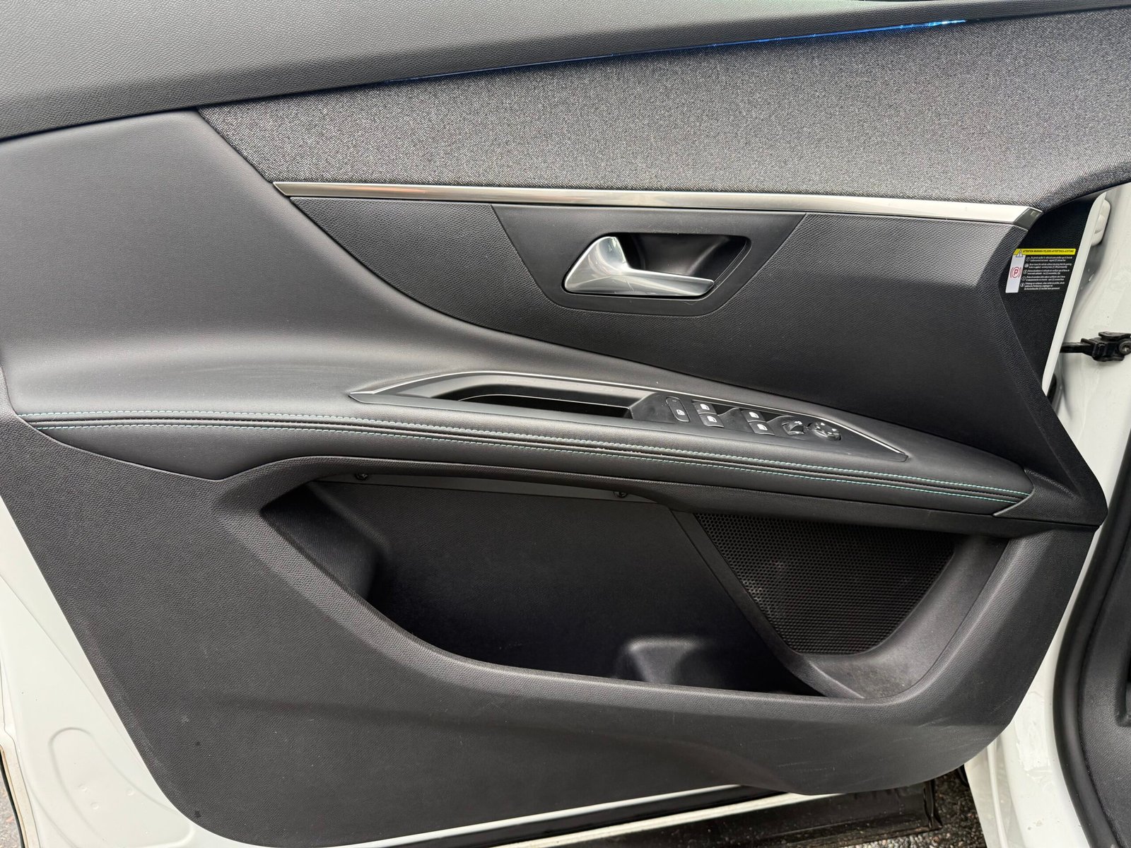 Peugeot 5008 II Phase 2 1.5 BlueHDI EAT8 S&S 130 ch finition « Allure pack »