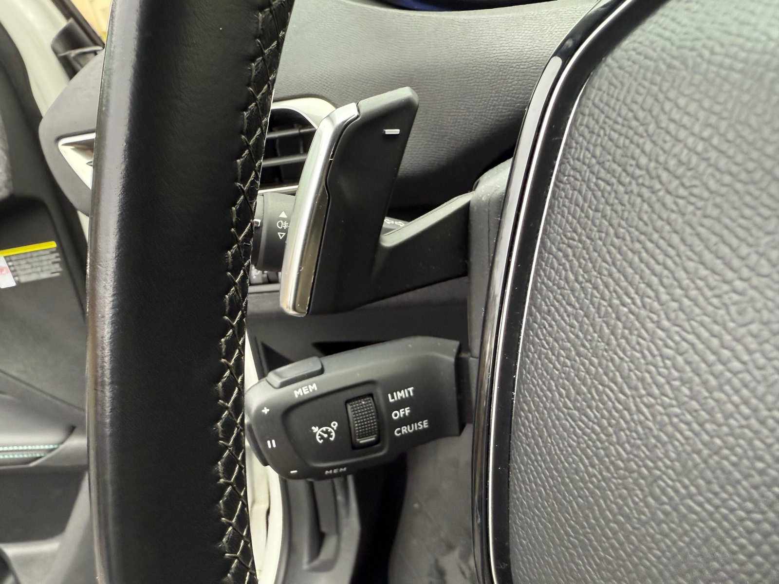 Peugeot 5008 II Phase 2 1.5 BlueHDI EAT8 S&S 130 ch finition « Allure pack »