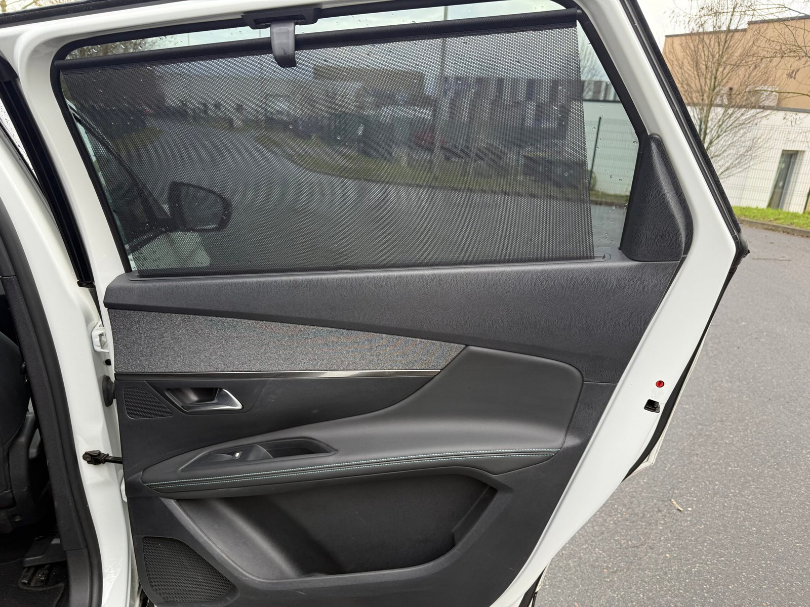 Peugeot 5008 II Phase 2 1.5 BlueHDI EAT8 S&S 130 ch finition « Allure pack »