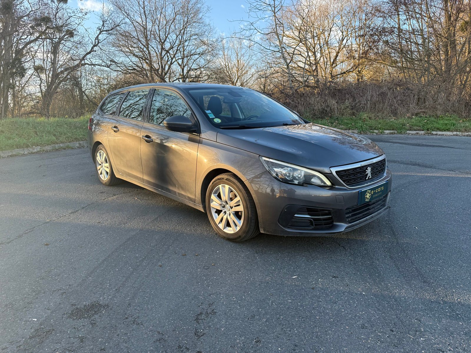 PEUGEOT 308 SW (II) phase 2 1.5 BlueHDI S&S 130 ch finition « Active Business »