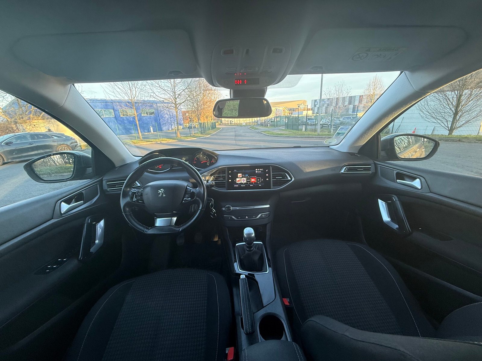 PEUGEOT 308 SW (II) phase 2 1.5 BlueHDI S&S 130 ch finition « Active Business »