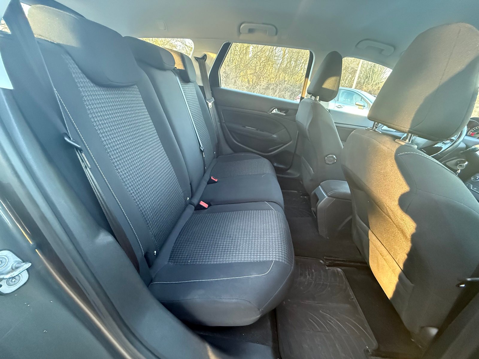 PEUGEOT 308 SW (II) phase 2 1.5 BlueHDI S&S 130 ch finition « Active Business »