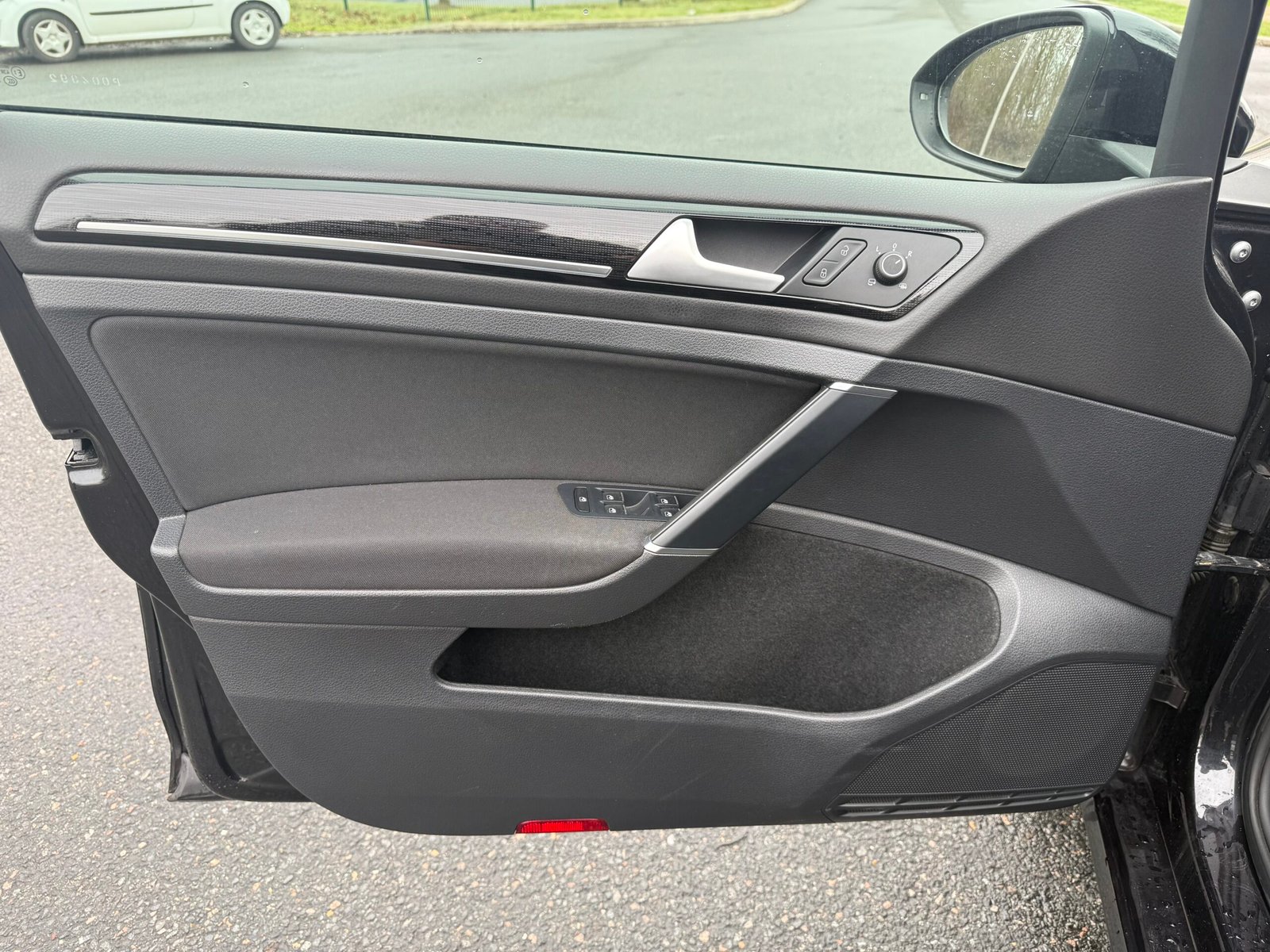 Volkswagen Golf (VII)  Phase 2 1.5 TSI Blue Motion DSG7 150 cv finition « Carat » 1ère main