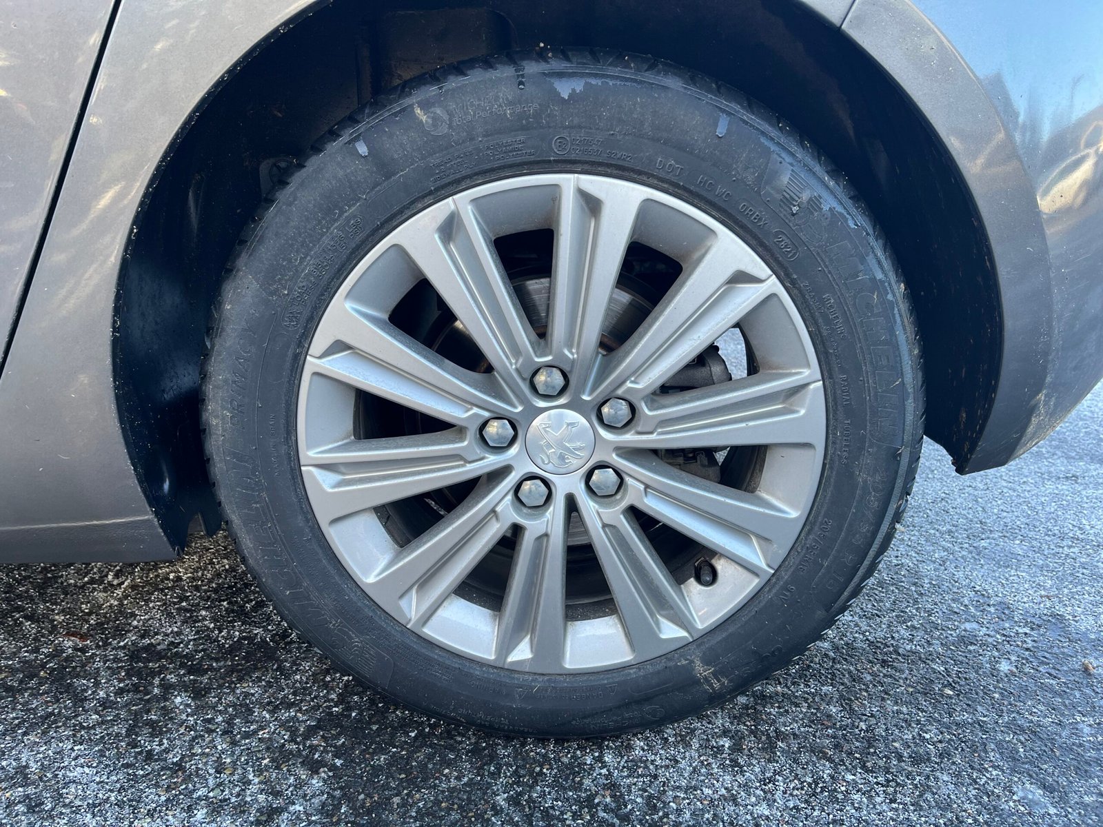 PEUGEOT 308 II (T9) Phase II 1.5 BlueHDi 16V EAT8 S&S 130 cv Boîte auto