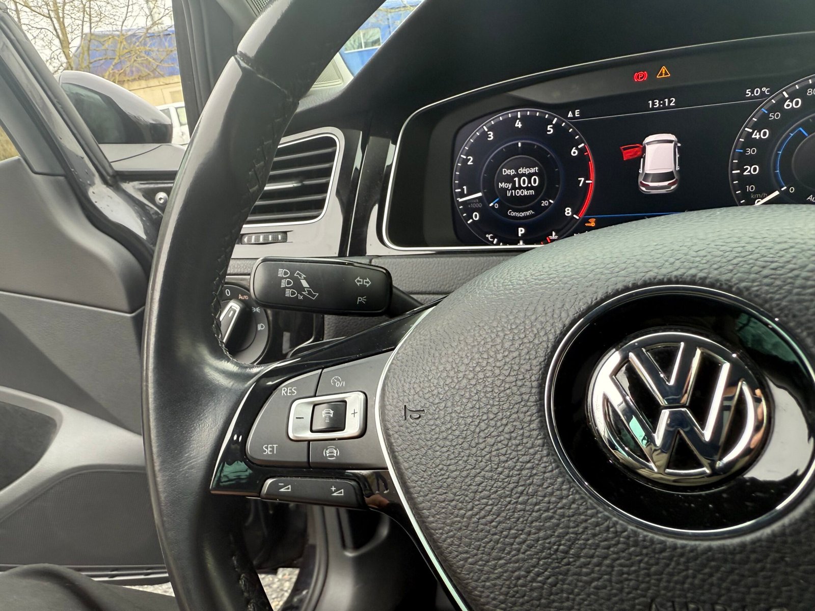 Volkswagen Golf (VII)  Phase 2 1.5 TSI Blue Motion DSG7 150 cv finition « Carat » 1ère main