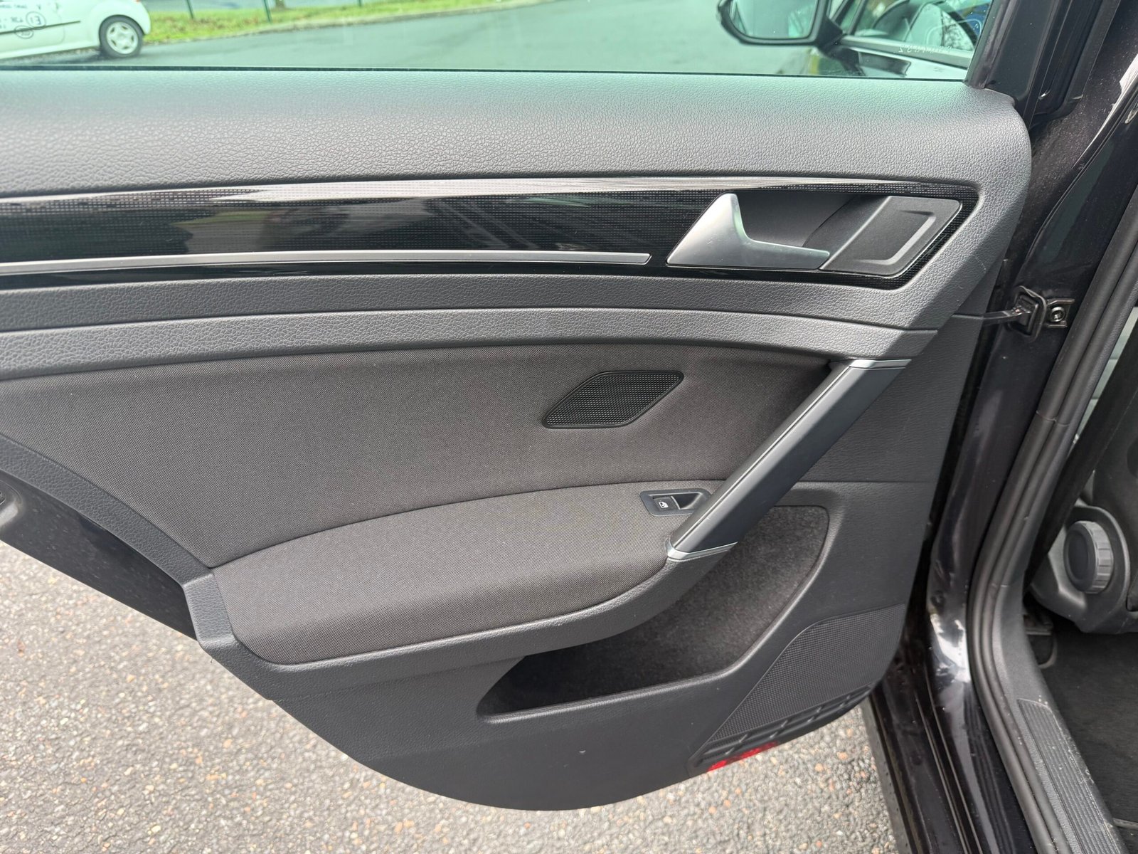 Volkswagen Golf (VII)  Phase 2 1.5 TSI Blue Motion DSG7 150 cv finition « Carat » 1ère main