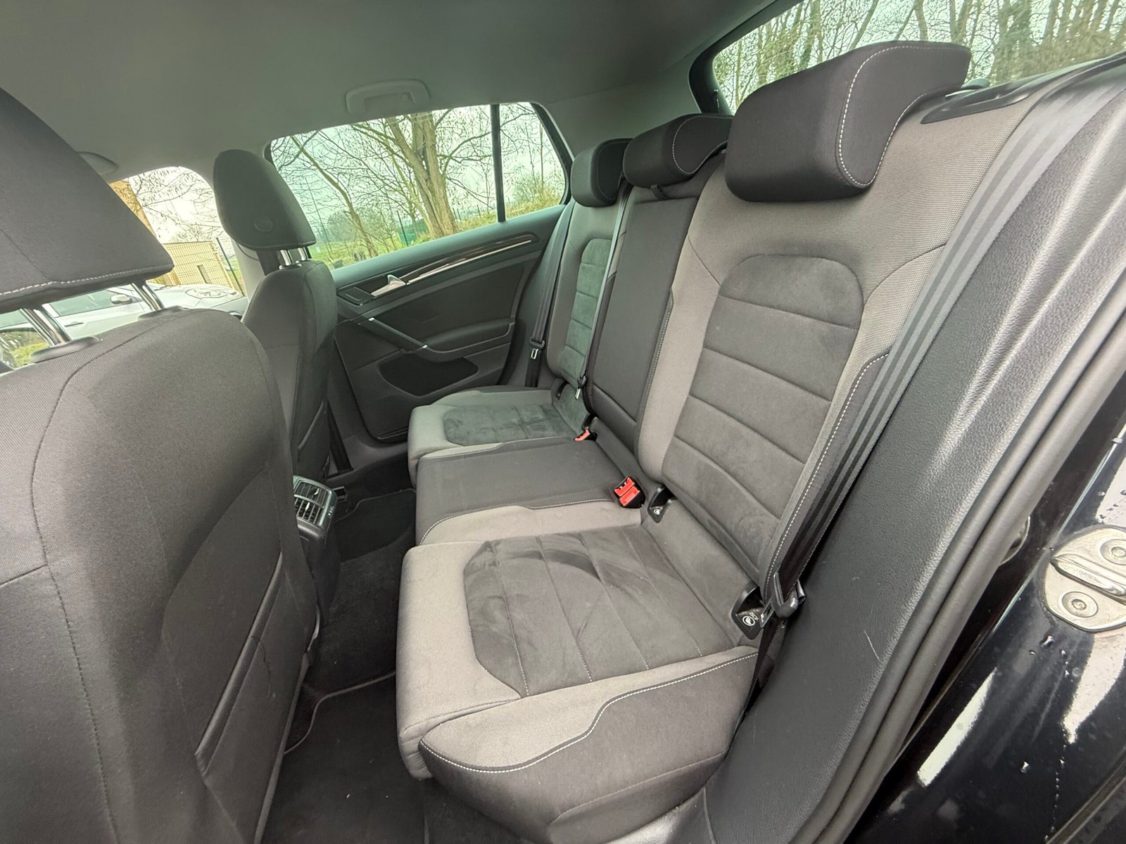 Volkswagen Golf (VII)  Phase 2 1.5 TSI Blue Motion DSG7 150 cv finition « Carat » 1ère main