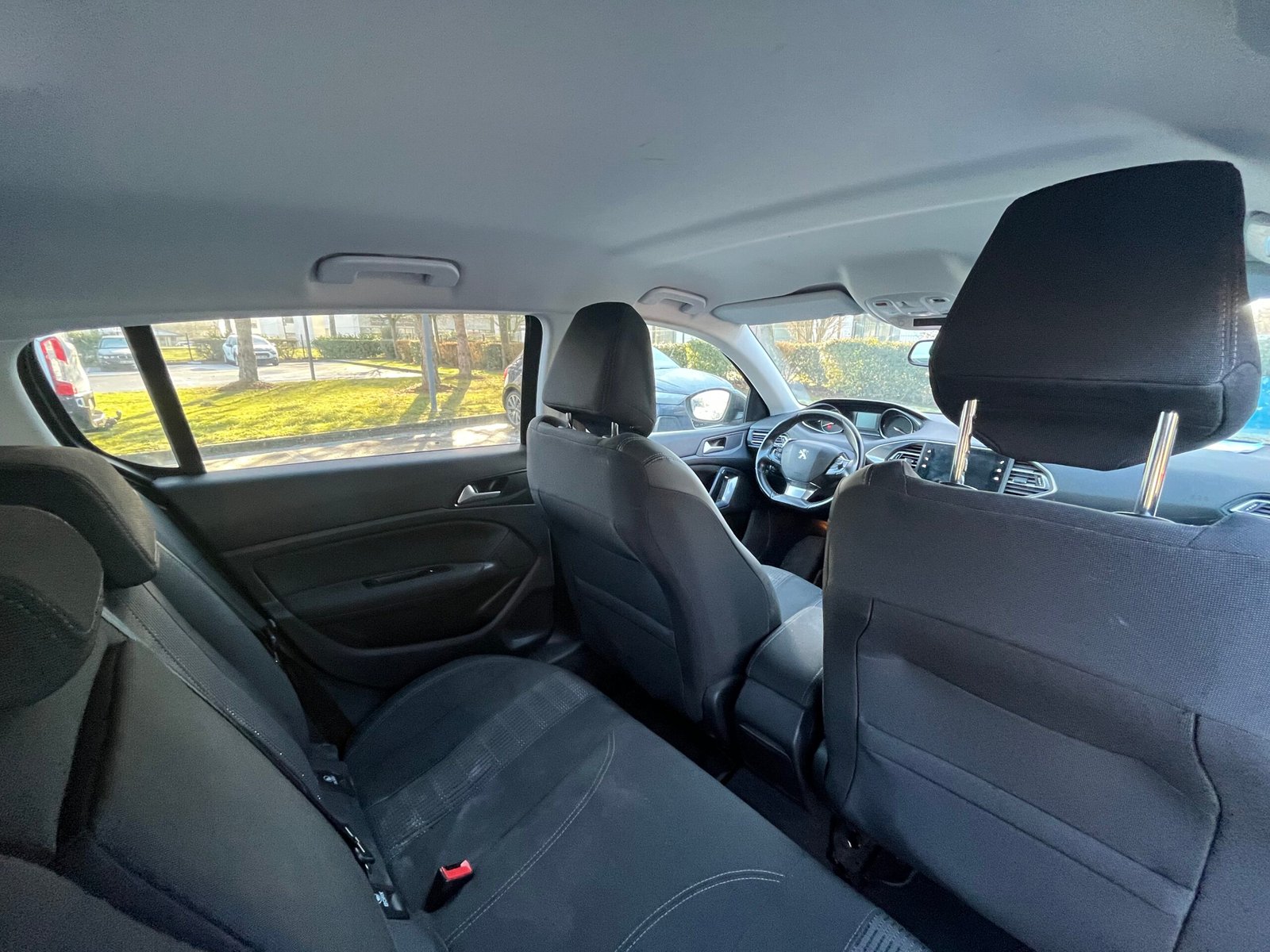 PEUGEOT 308 II (T9) Phase II 1.5 BlueHDi 16V EAT8 S&S 130 cv Boîte auto