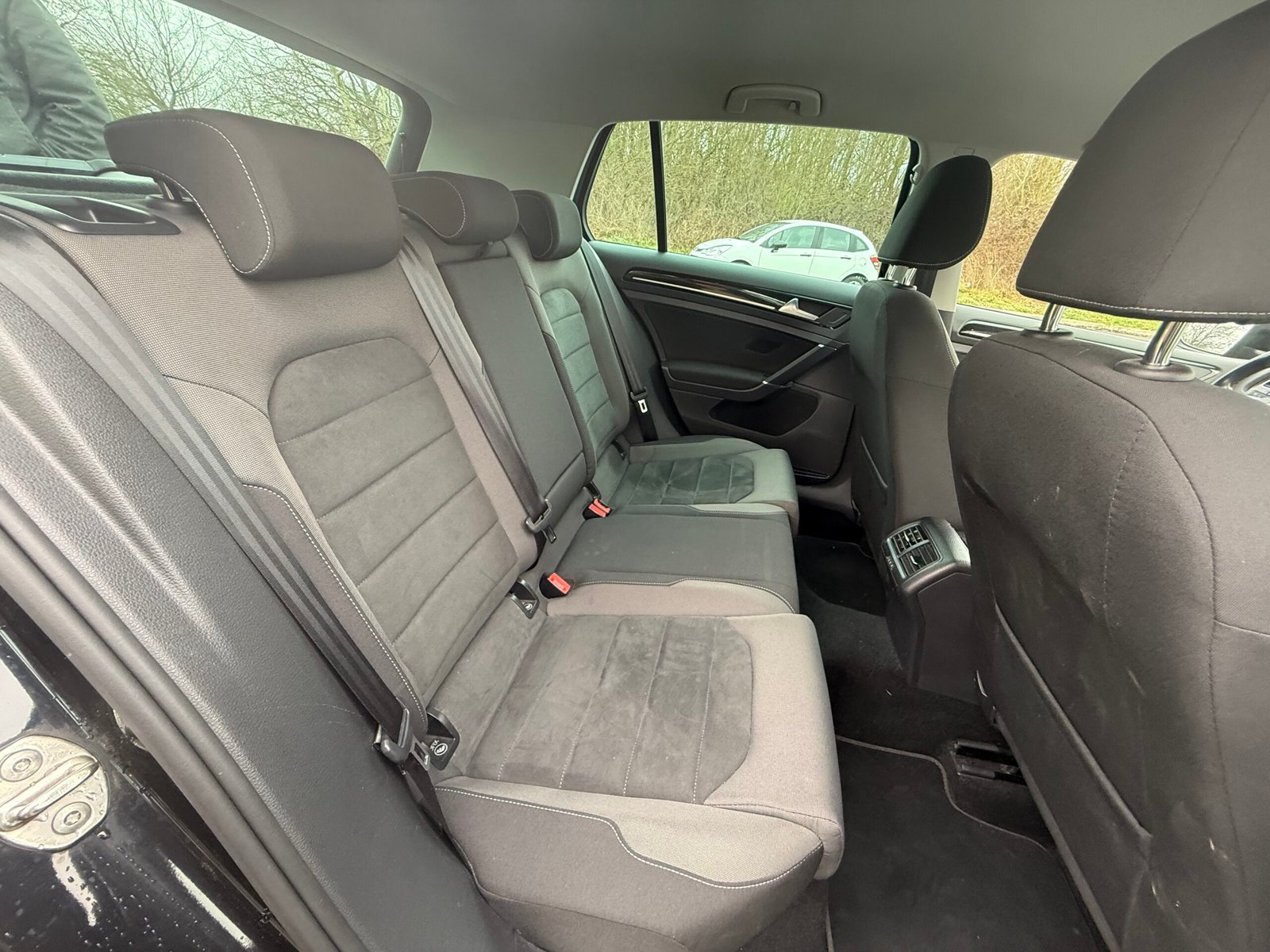 Volkswagen Golf (VII)  Phase 2 1.5 TSI Blue Motion DSG7 150 cv finition « Carat » 1ère main