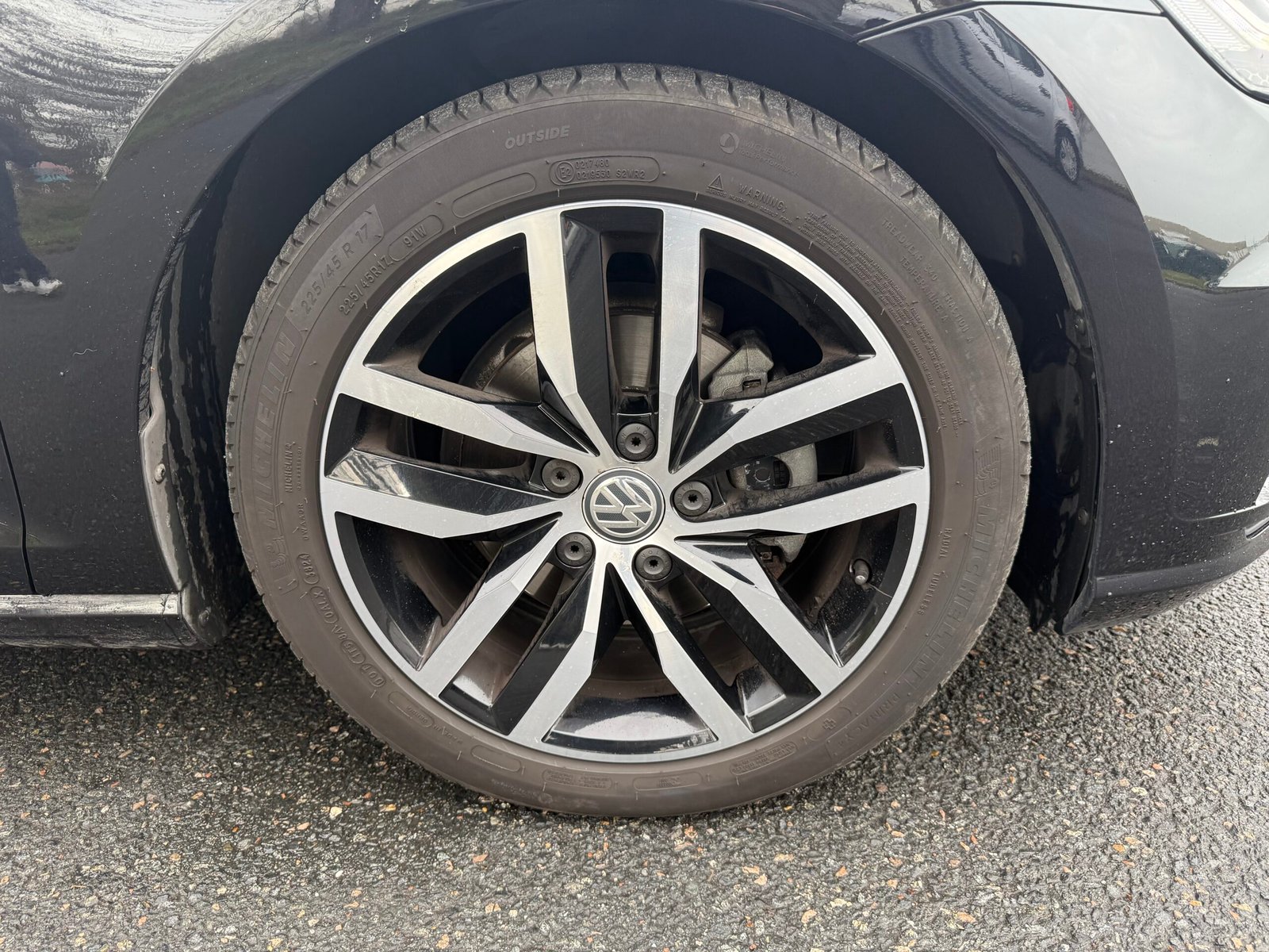 Volkswagen Golf (VII)  Phase 2 1.5 TSI Blue Motion DSG7 150 cv finition « Carat » 1ère main