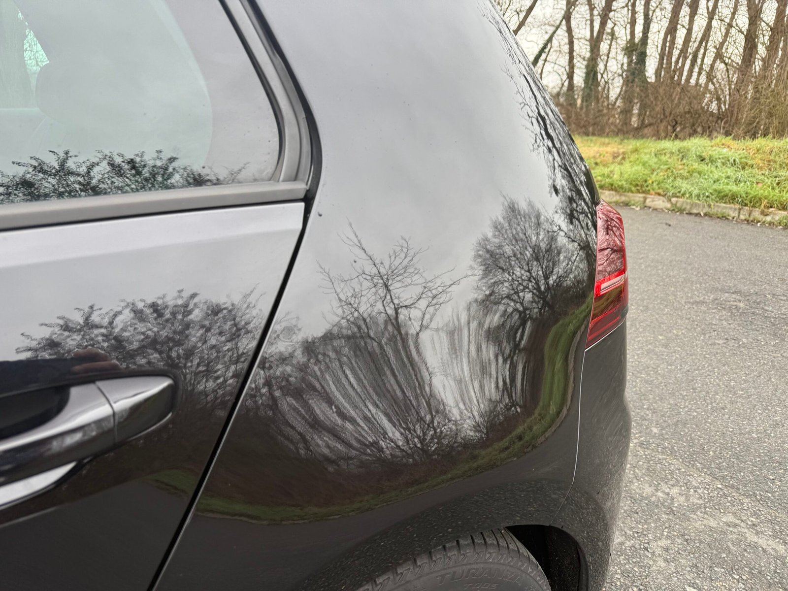 Volkswagen Golf (VII)  Phase 2 1.5 TSI Blue Motion DSG7 150 cv finition « Carat » 1ère main