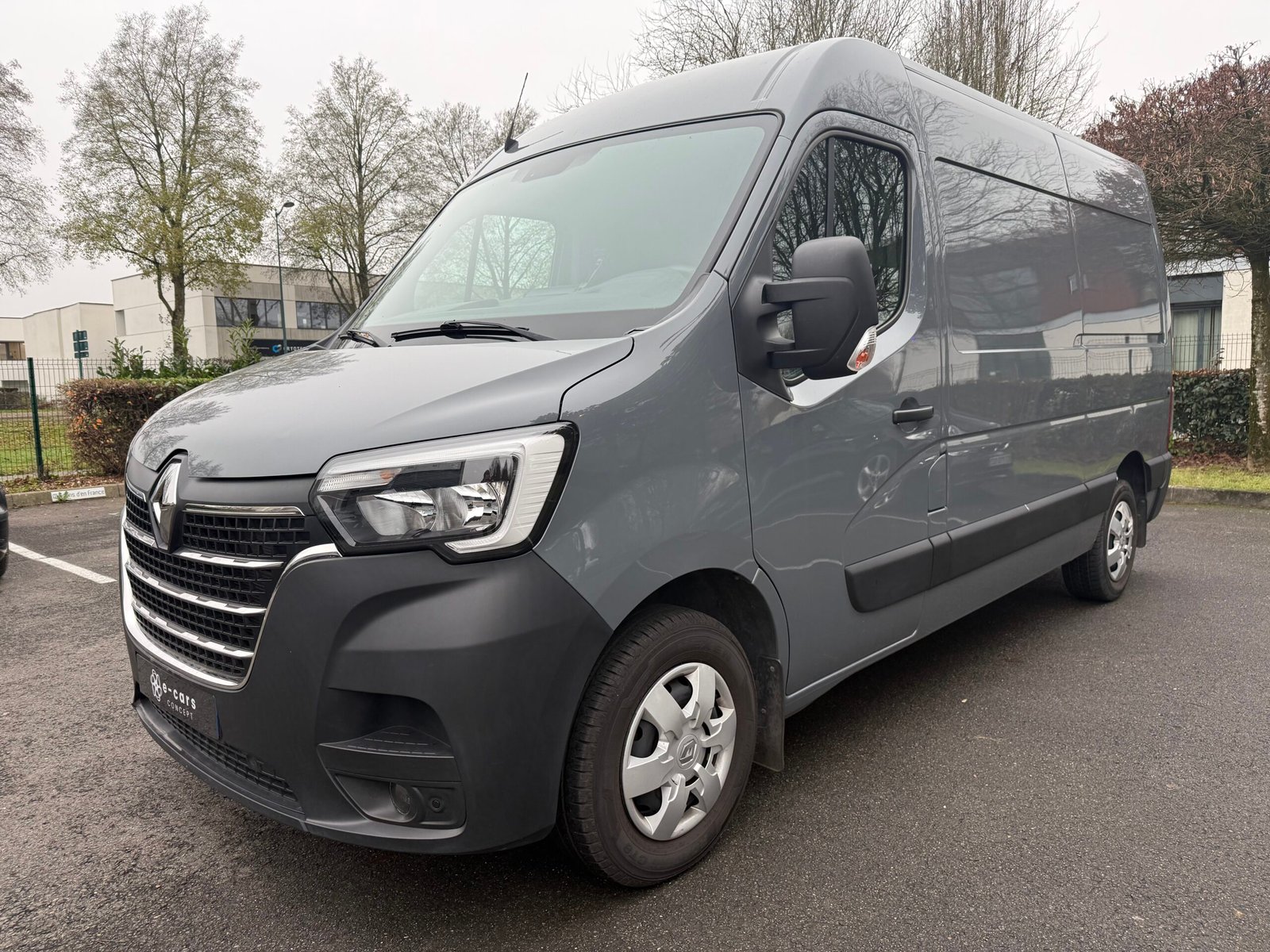 RENAULT Master Confort III Phase 2 Traction Fourgon 2.3 dCi 16V Fourgon BVR 150 cv Boîte auto