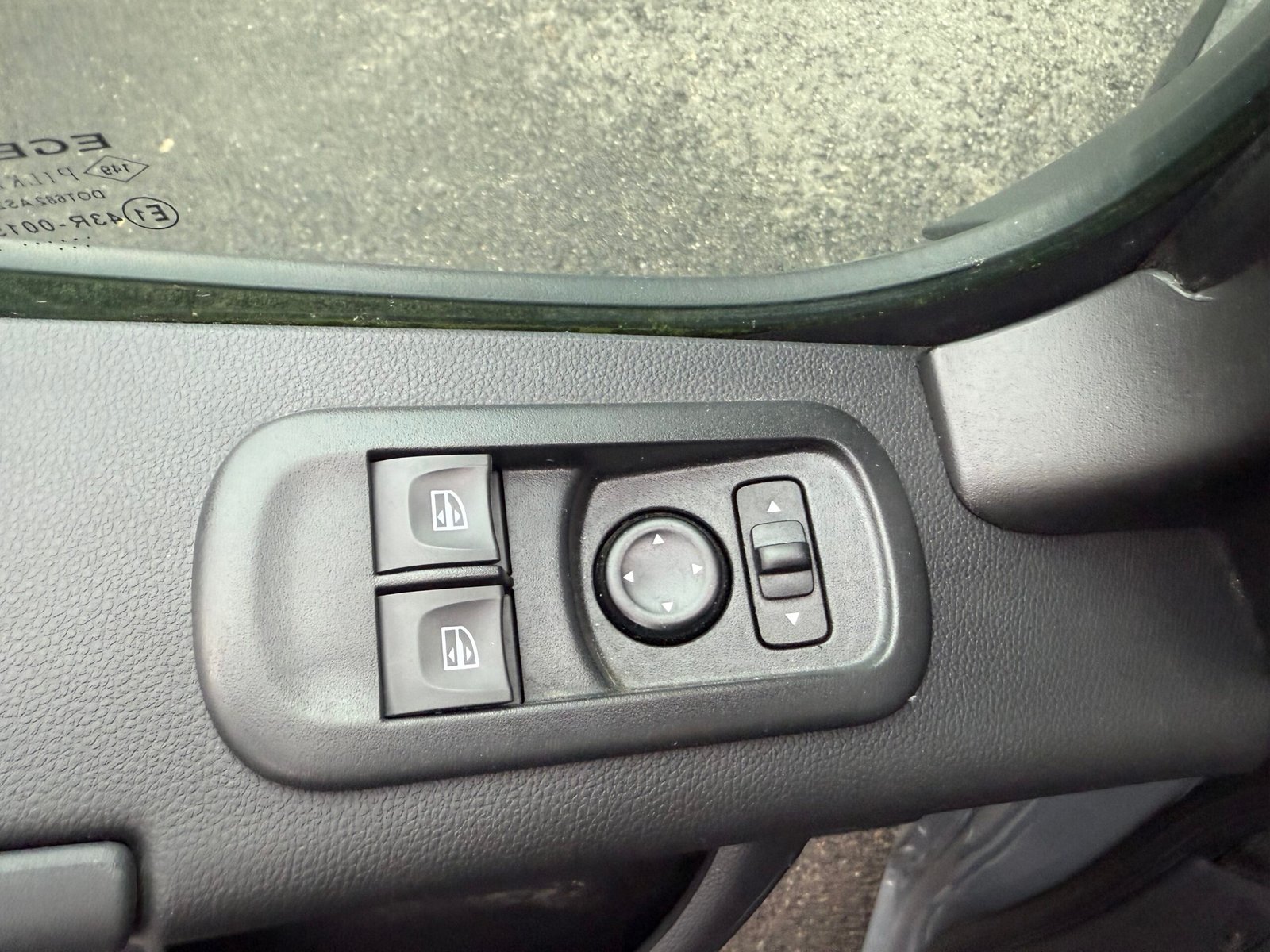 RENAULT Master Confort III Phase 2 Traction Fourgon 2.3 dCi 16V Fourgon BVR 150 cv Boîte auto