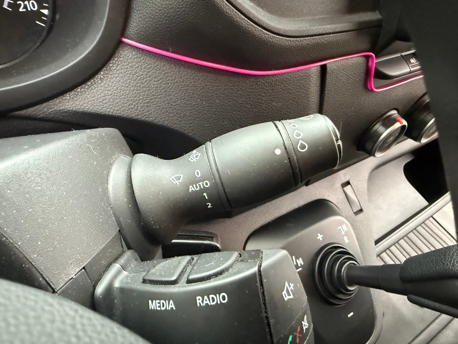 RENAULT Master Confort III Phase 2 Traction Fourgon 2.3 dCi 16V Fourgon BVR 150 cv Boîte auto