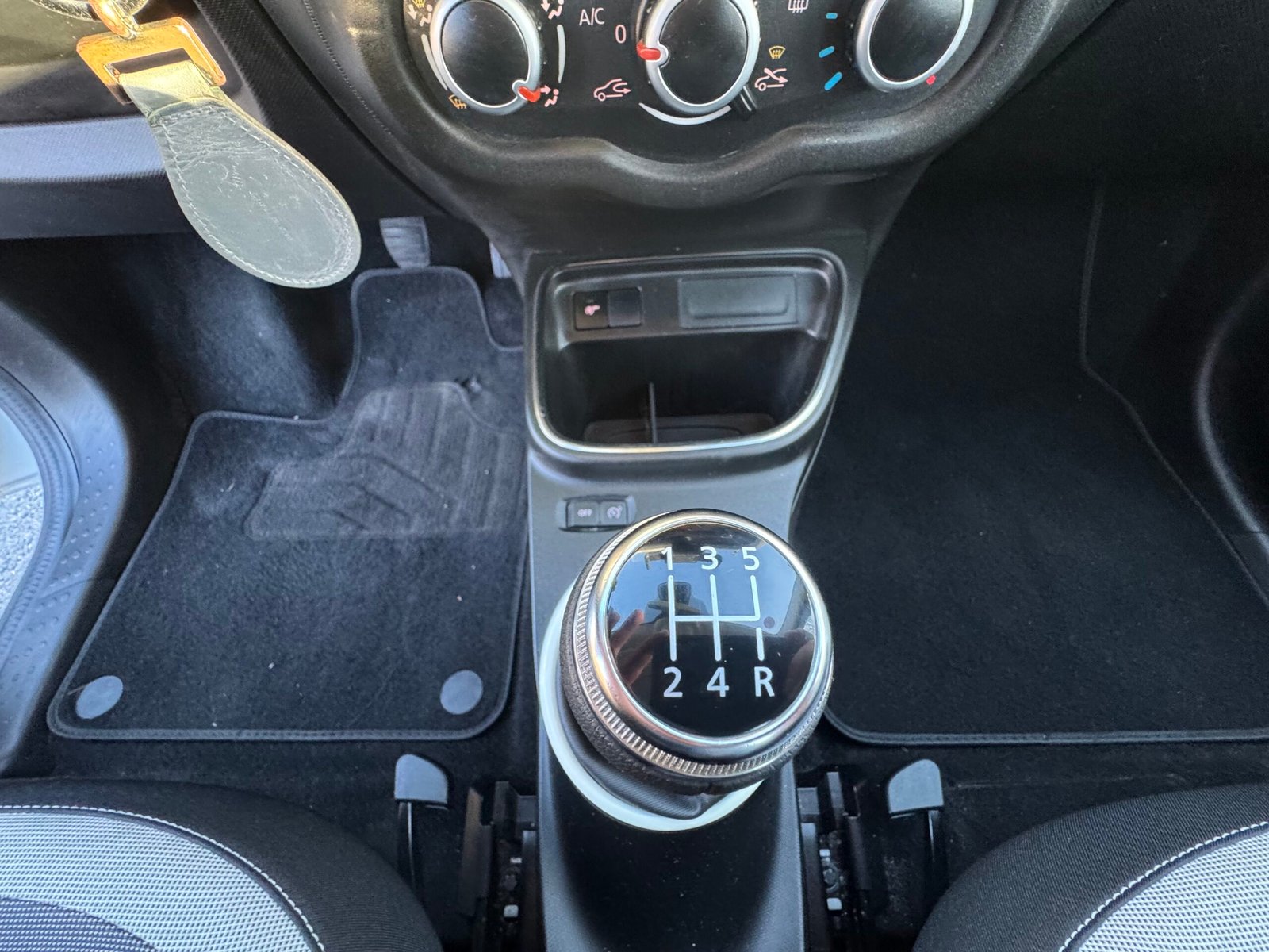 Renault Twingo III Phase 2 « ZEN » 1.0 SCe S&S 75CH
