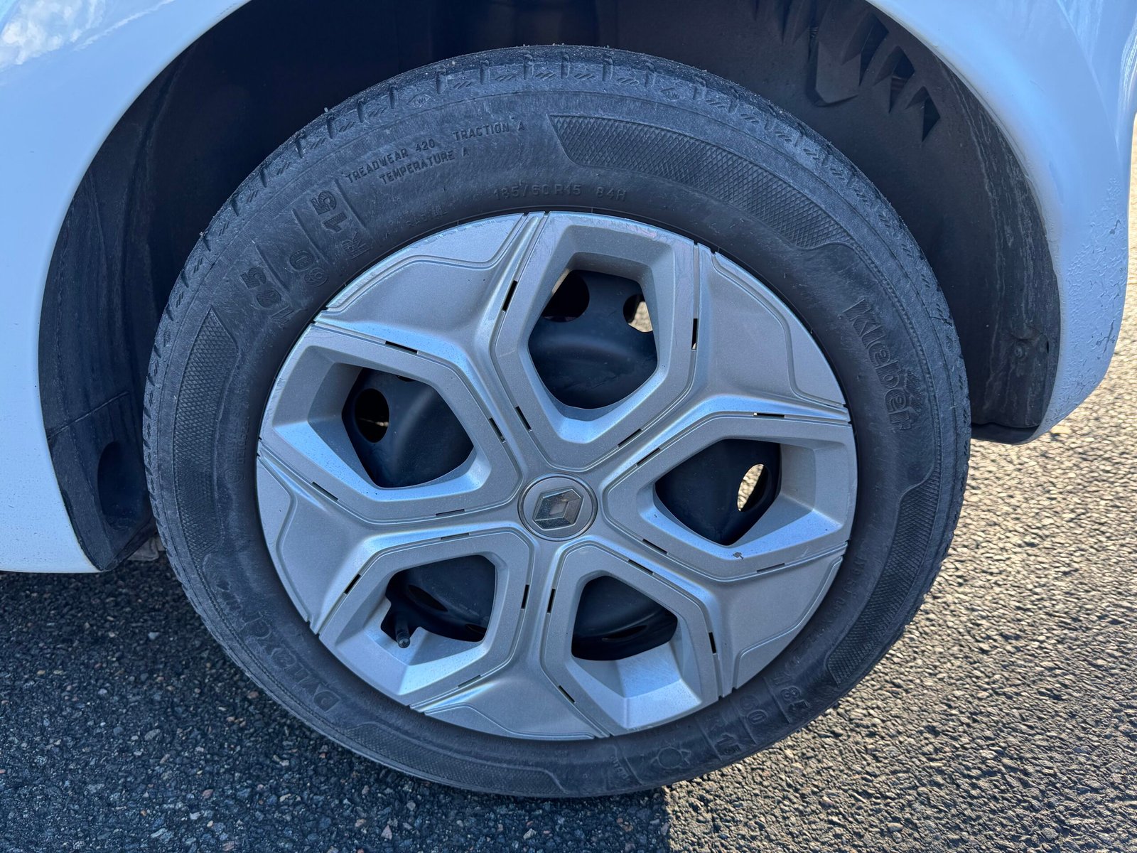 Renault Twingo III Phase 2 « ZEN » 1.0 SCe S&S 75CH