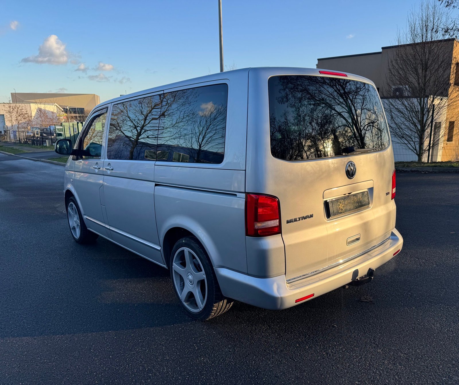 Volkswagen Transporter Phase 2 « HighLine » Multivan 2.0 BiTDI DPF 180CH