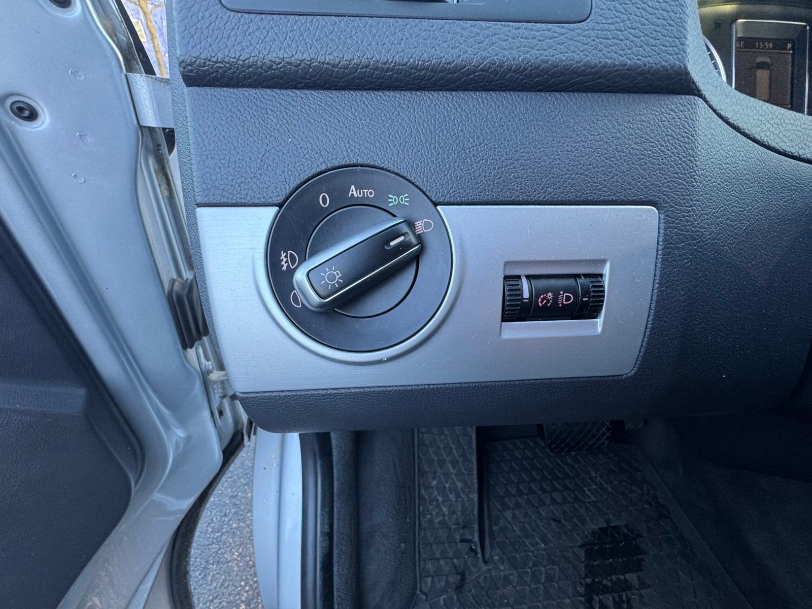 Volkswagen Transporter Phase 2 « HighLine » Multivan 2.0 BiTDI DPF 180CH