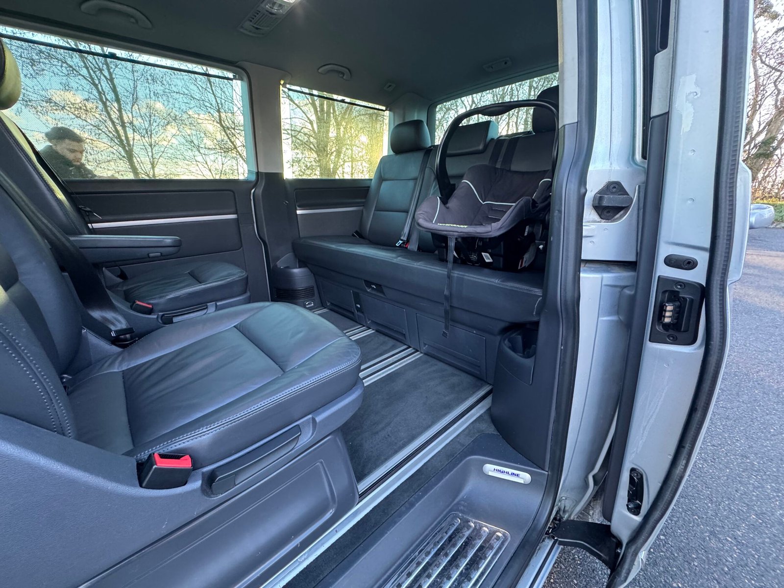 Volkswagen Transporter Phase 2 « HighLine » Multivan 2.0 BiTDI DPF 180CH