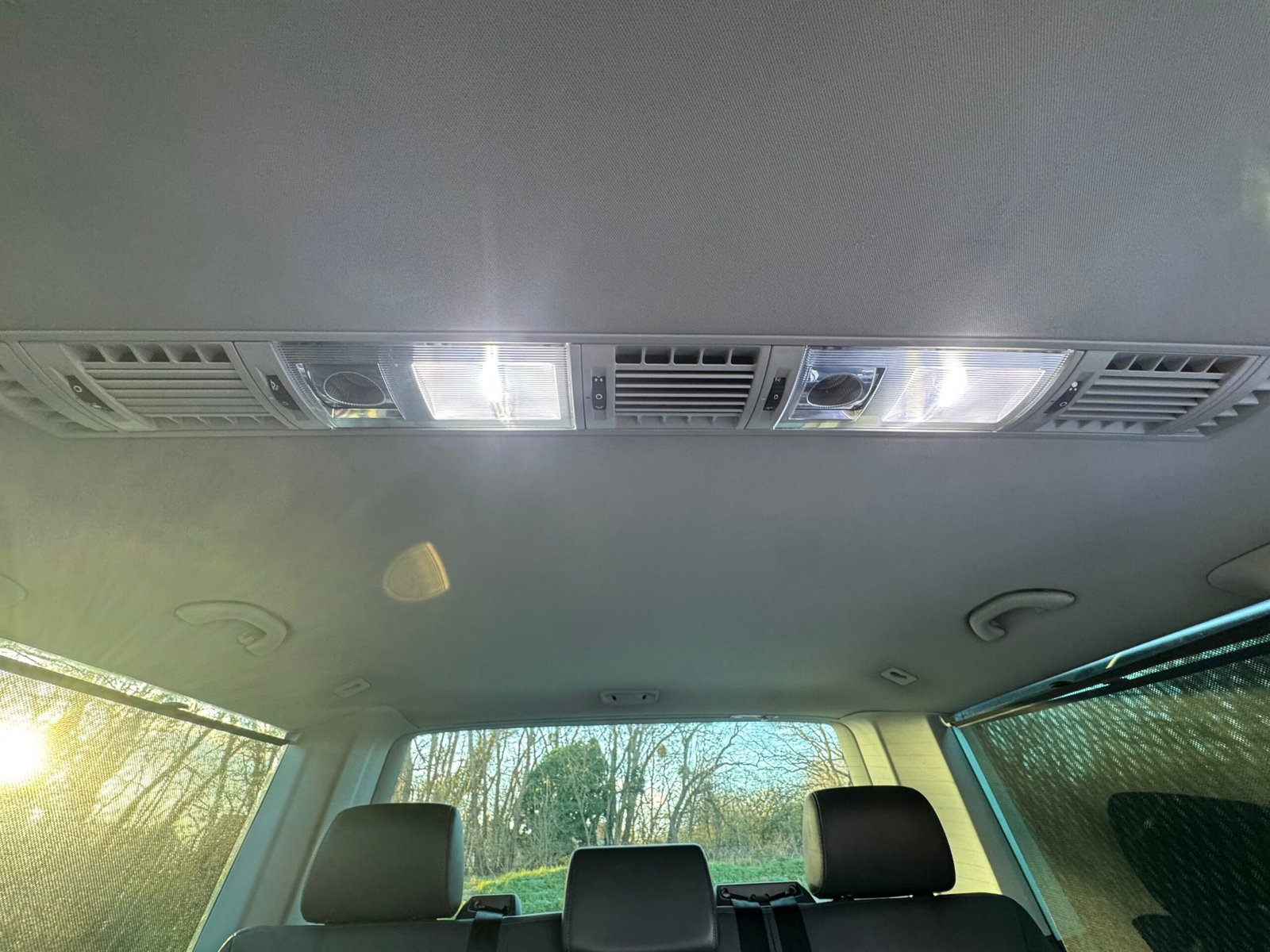 Volkswagen Transporter Phase 2 « HighLine » Multivan 2.0 BiTDI DPF 180CH