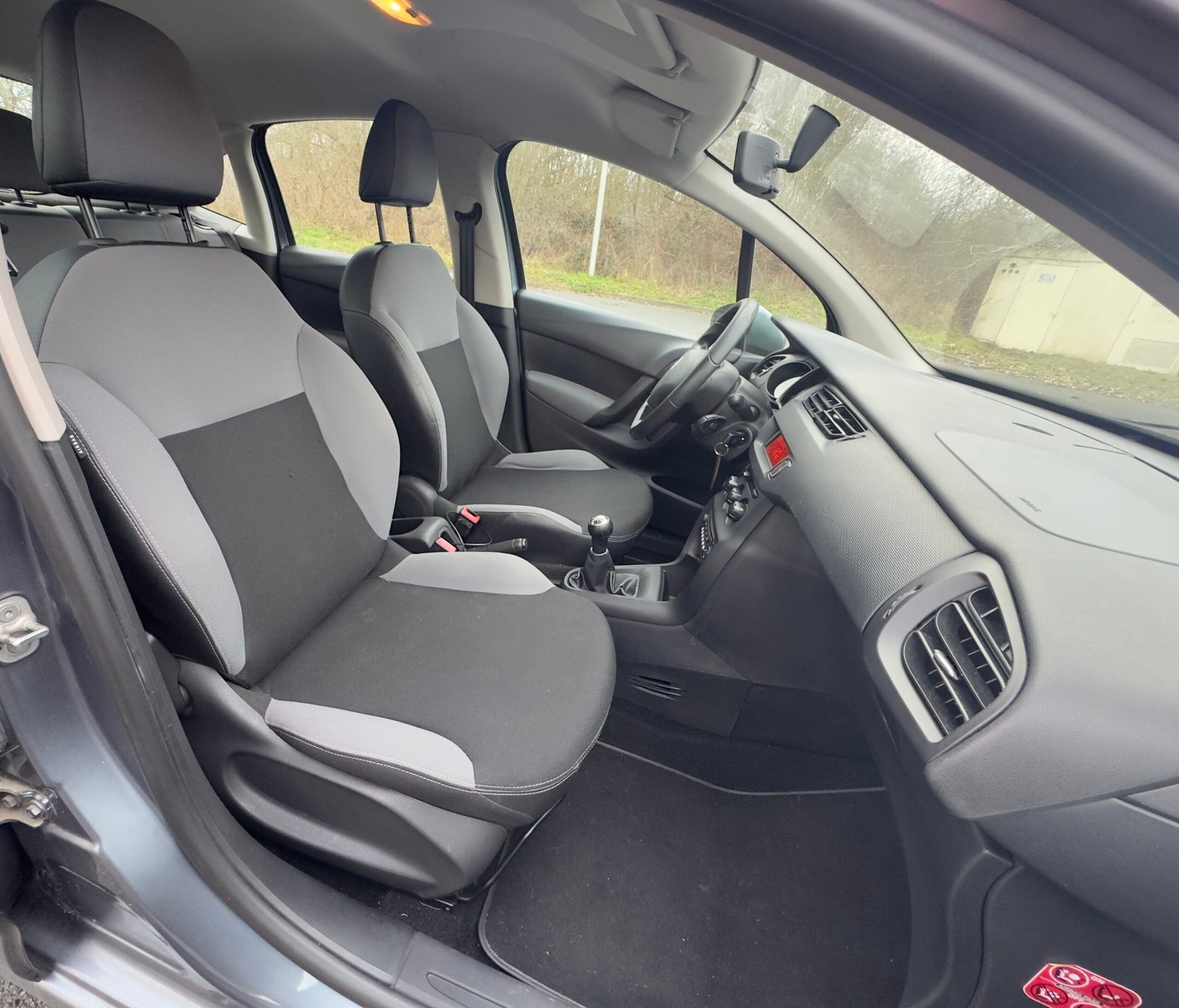 Citroën C3 II 1.4 i Airdream 73CH