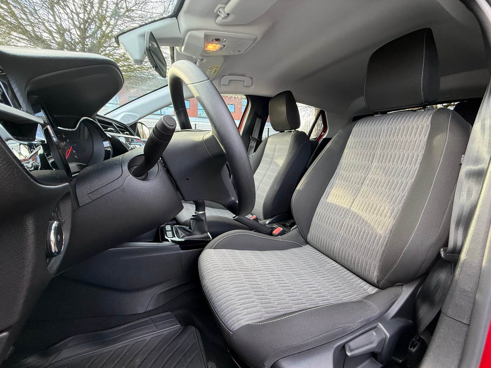 OPEL Corsa Édition F 5 Portes 1.2 i 12V S&S 75 cv