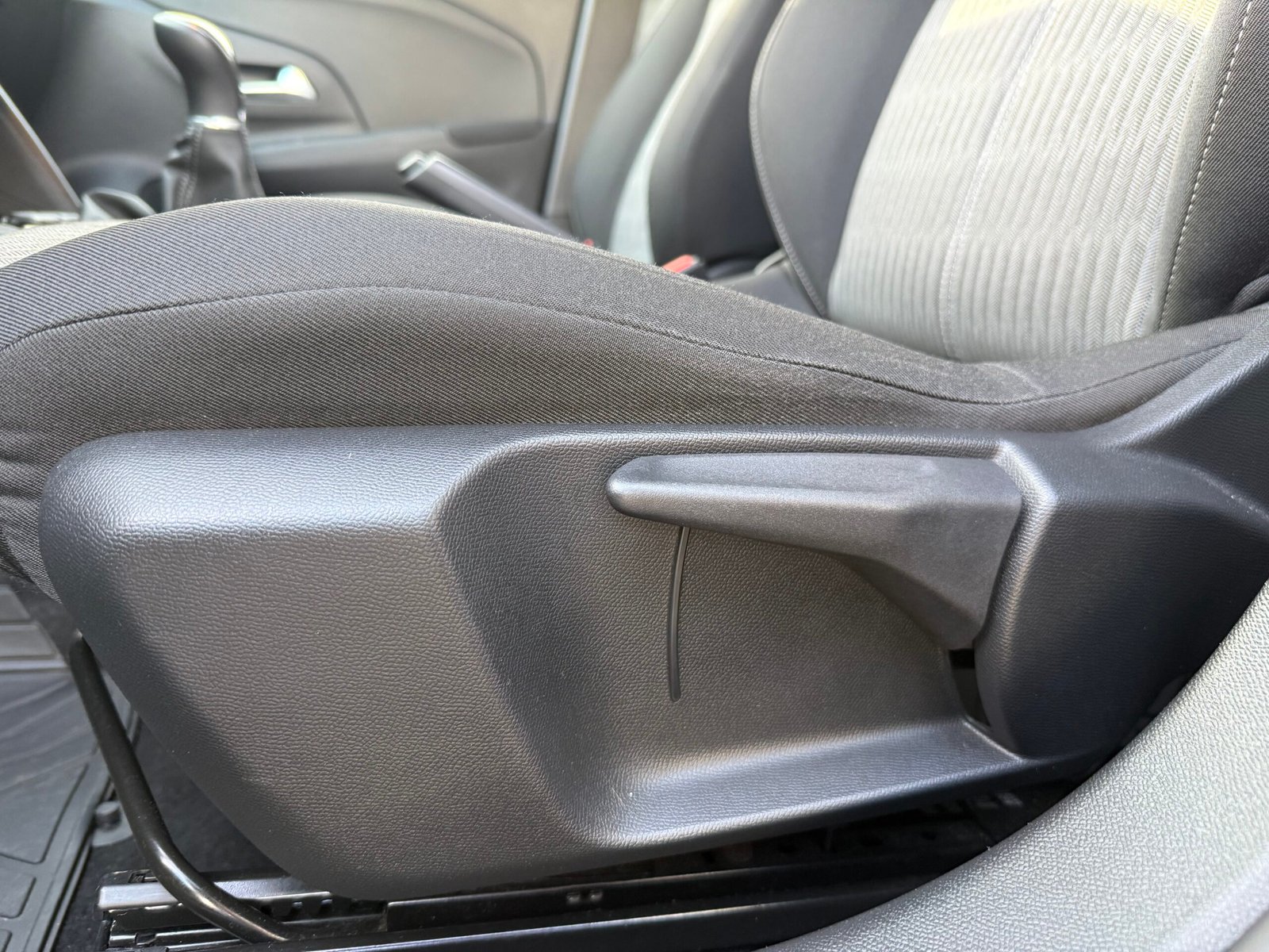 OPEL Corsa Édition F 5 Portes 1.2 i 12V S&S 75 cv