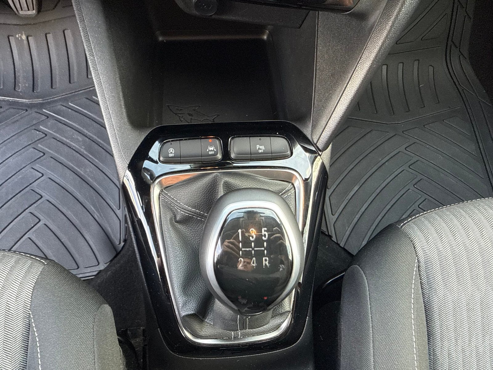 OPEL Corsa Édition F 5 Portes 1.2 i 12V S&S 75 cv