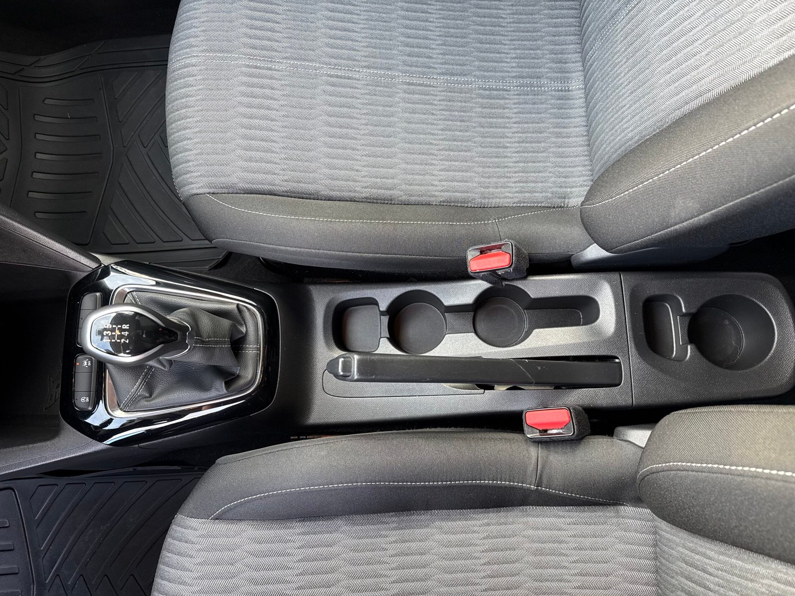 OPEL Corsa Édition F 5 Portes 1.2 i 12V S&S 75 cv