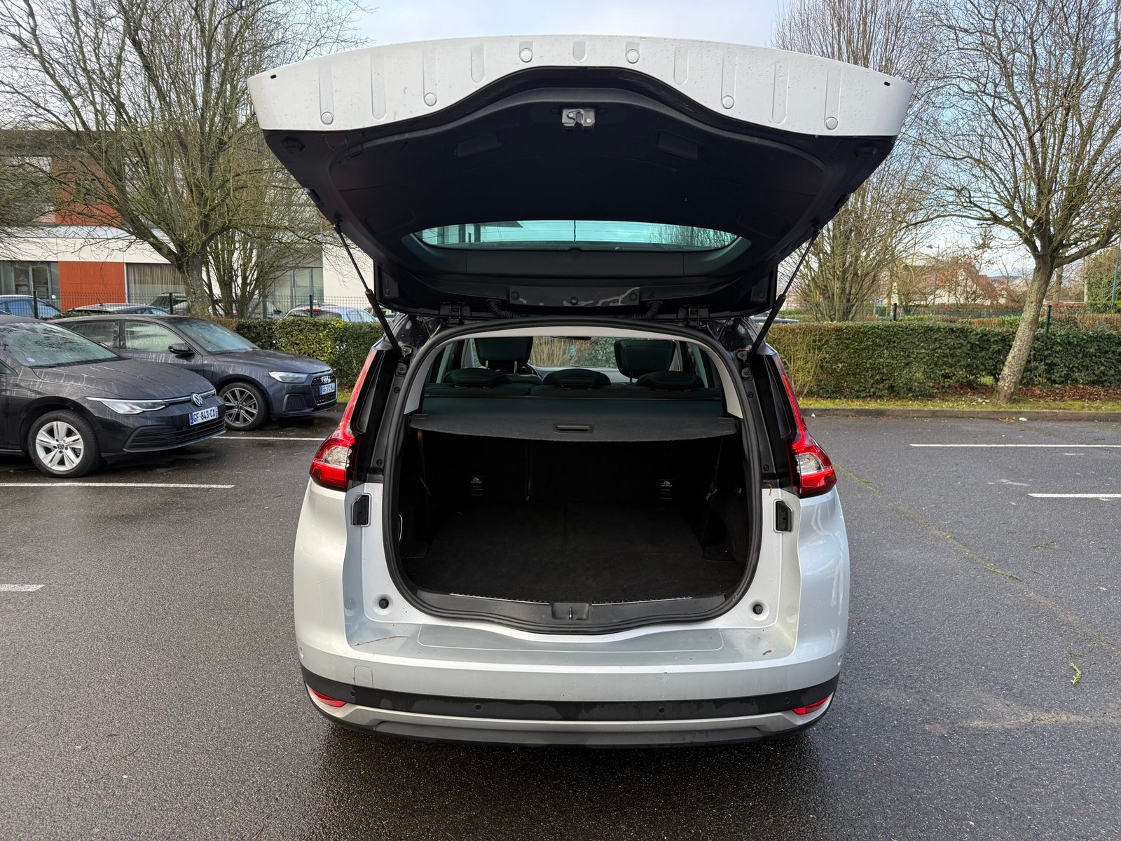 RENAULT Scénic Initial Paris Grand Scénic IV 1.7 dCi 16V 150 cv