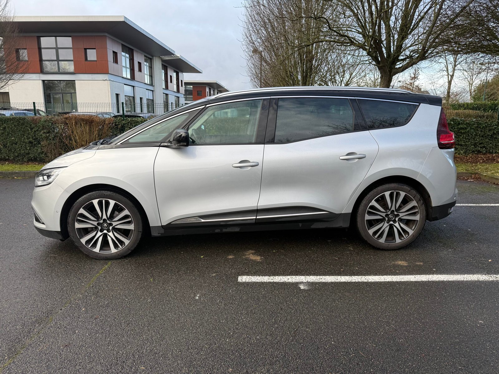 RENAULT Scénic Initial Paris Grand Scénic IV 1.7 dCi 16V 150 cv