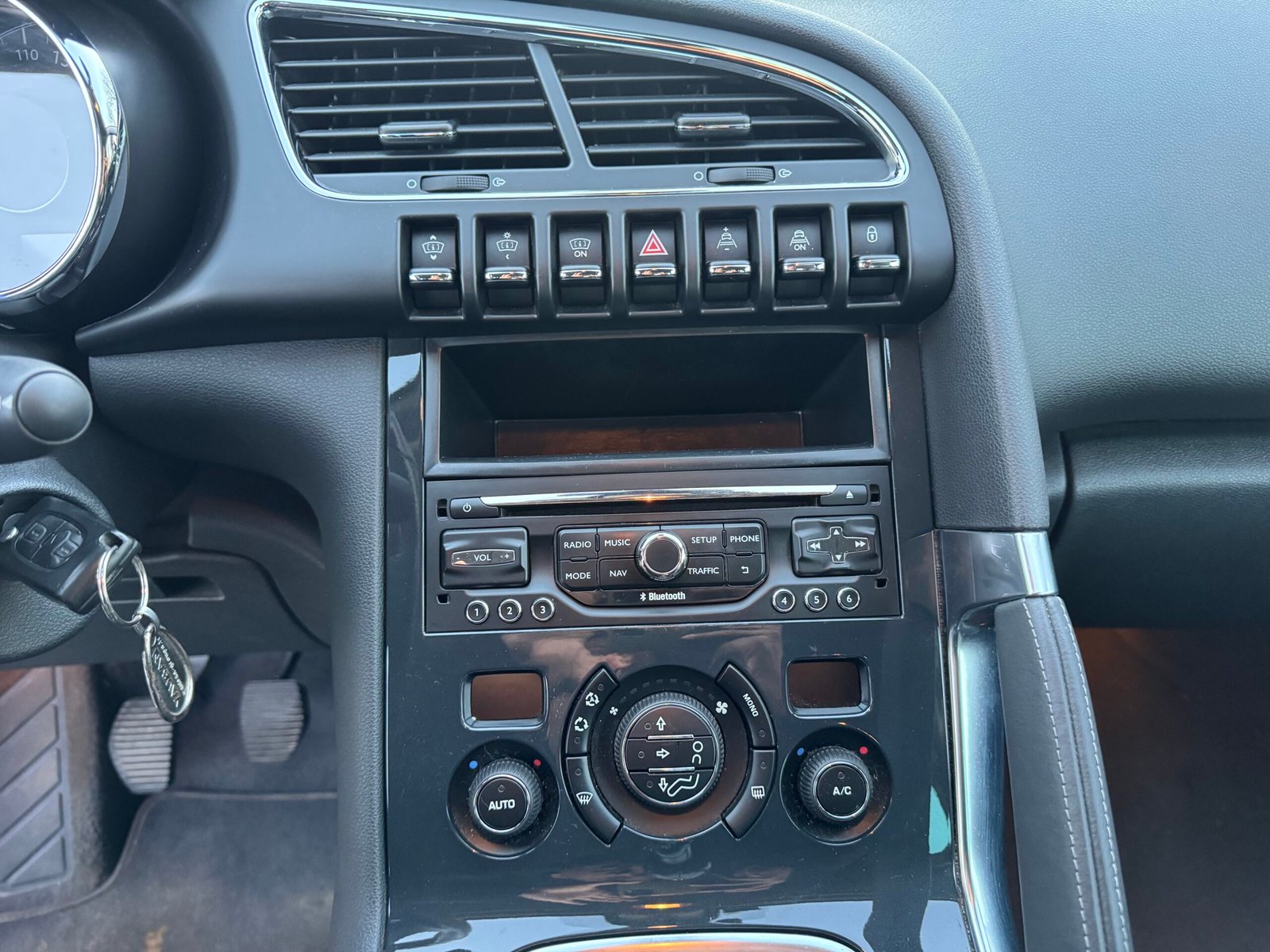 PEUGEOT 3008 FELINE TITANE I 2.0 HDi 16V FAP 150 cv