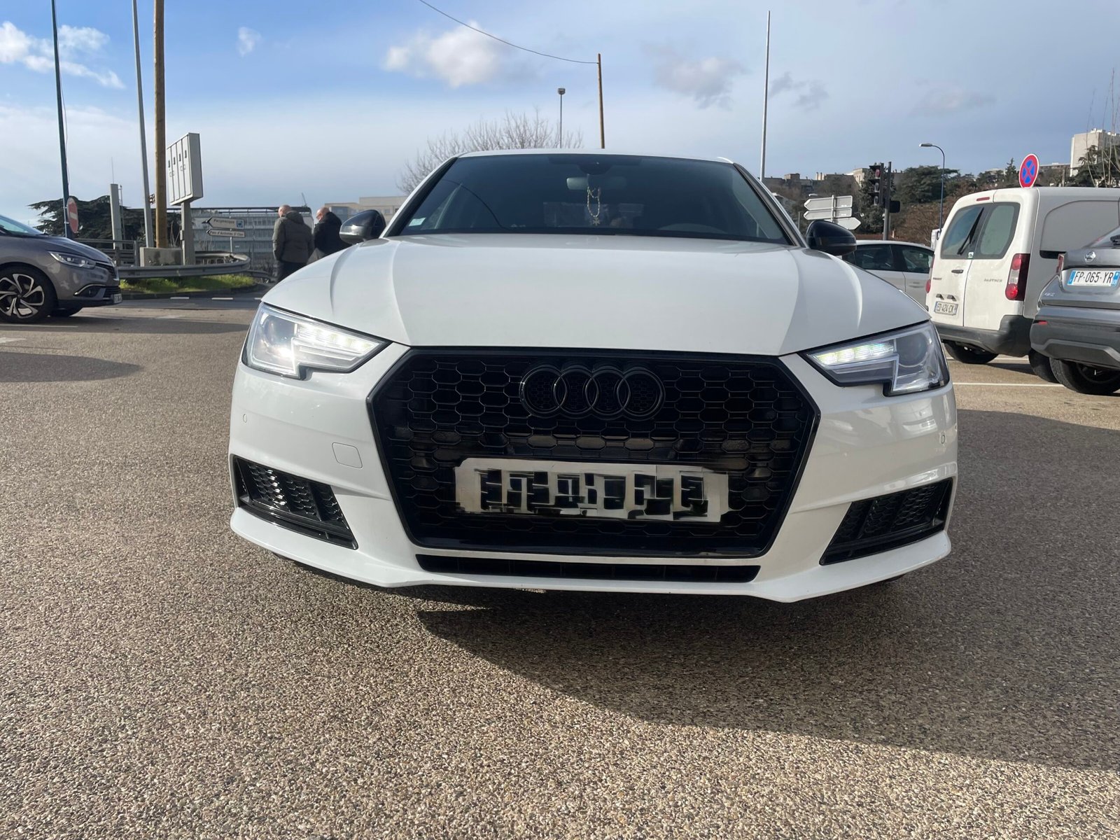 Audi A4 2l TDI design luxe boîte automatique