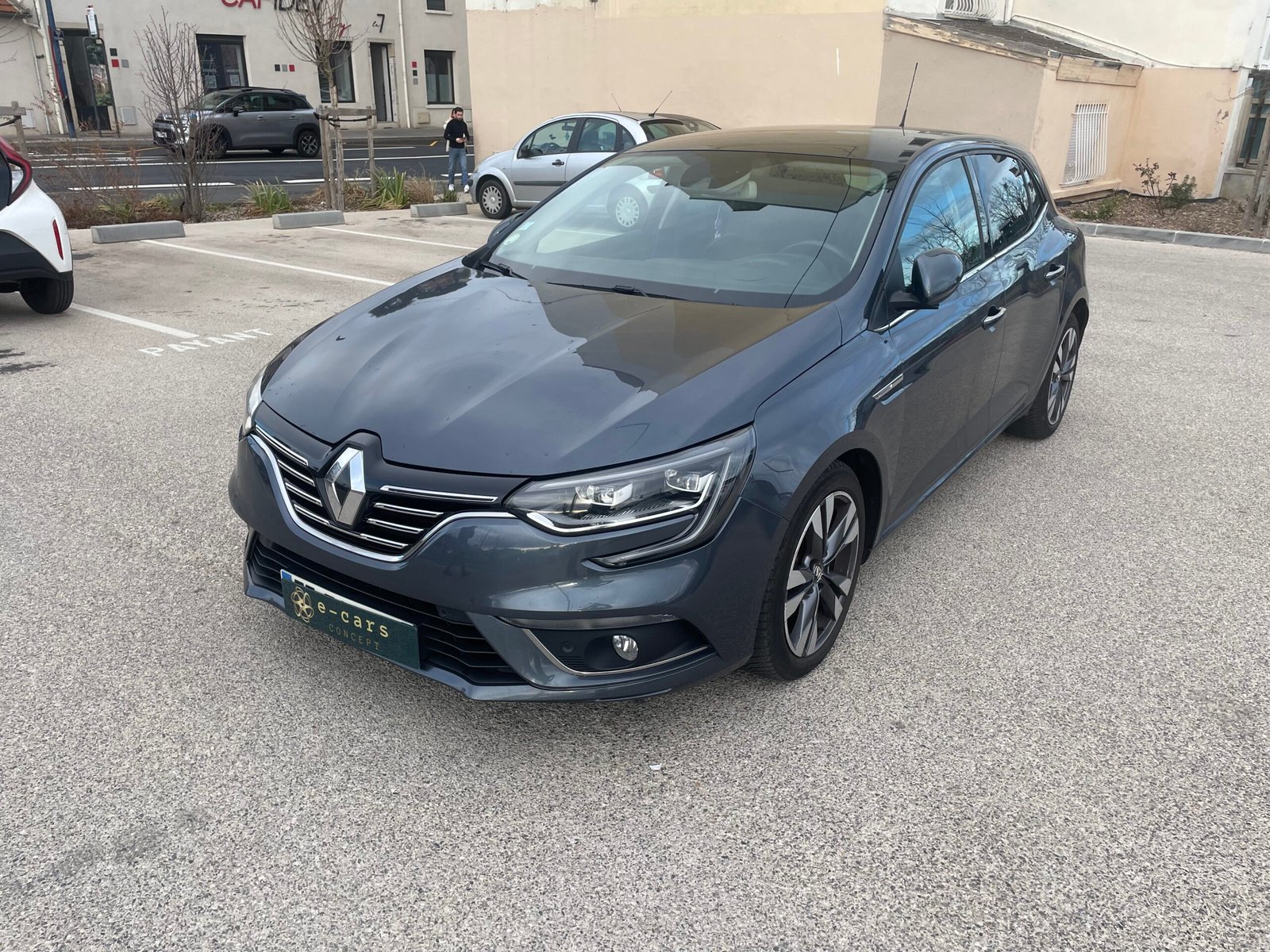 RENAULT Mégane IV 1.6 Blue dCi 115 cv INTENS