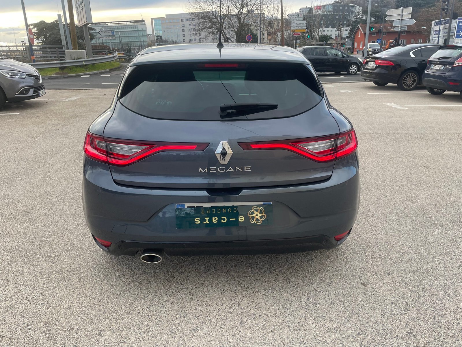 RENAULT Mégane IV 1.6 Blue dCi 115 cv INTENS