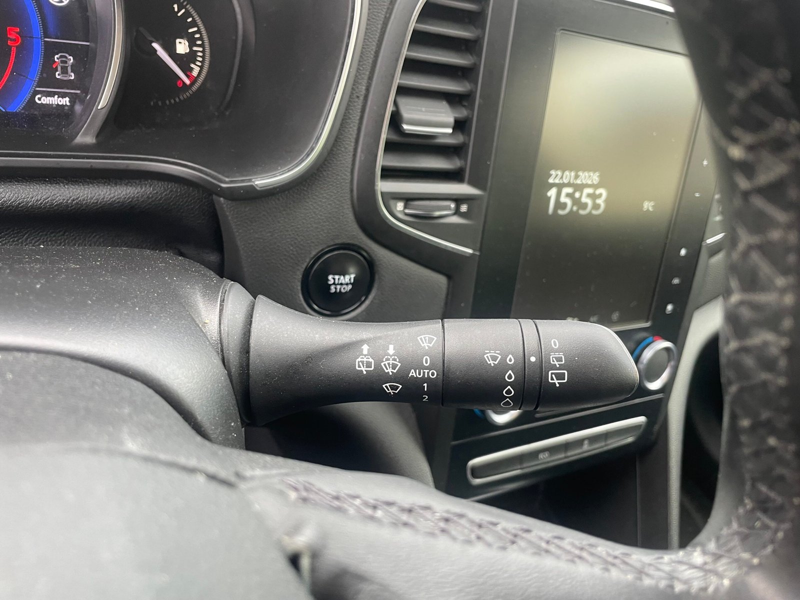 RENAULT Mégane IV 1.6 Blue dCi 115 cv INTENS