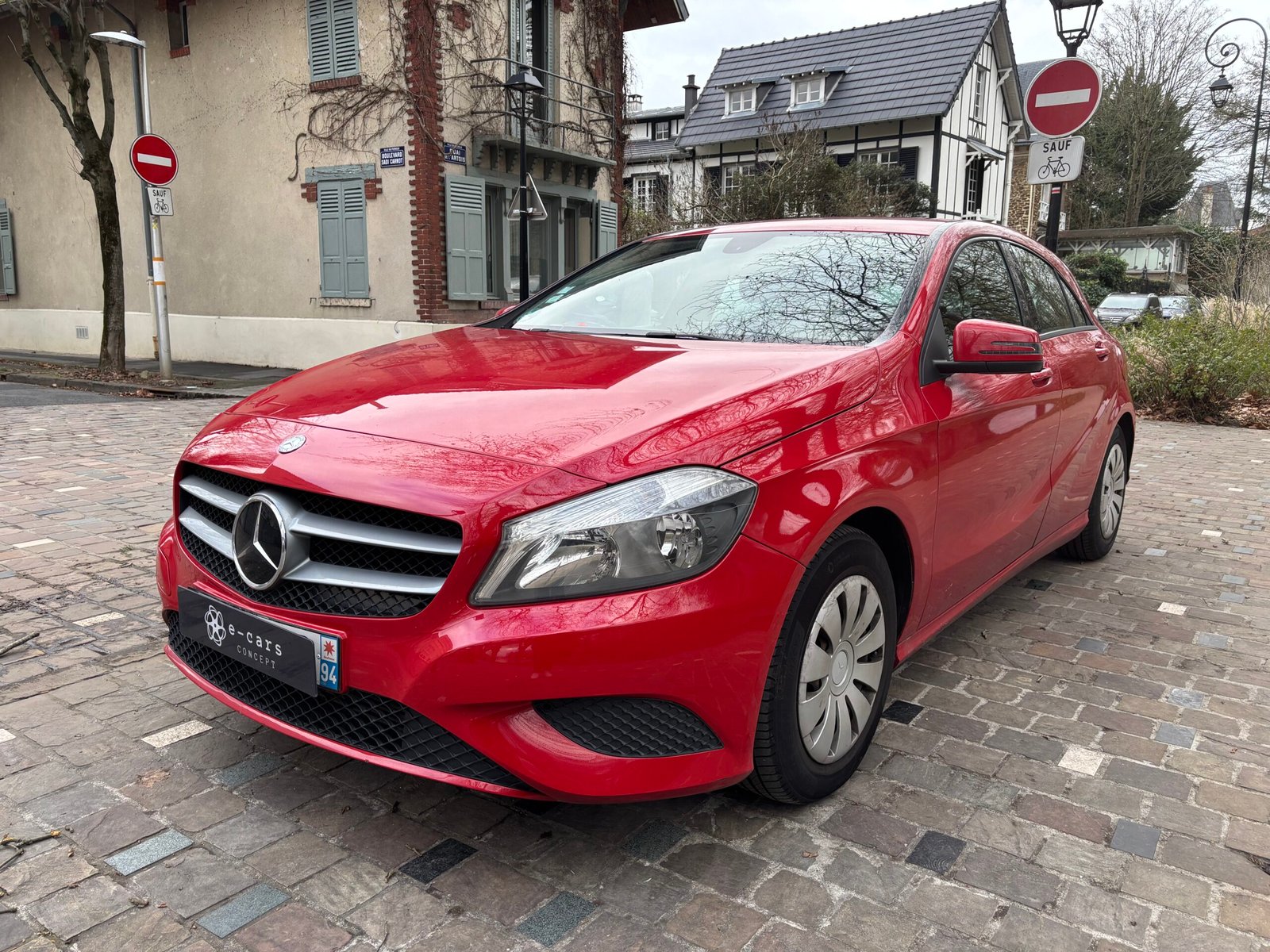 MERCEDES-BENZ Classe A180 1.6 122ch “Business”
