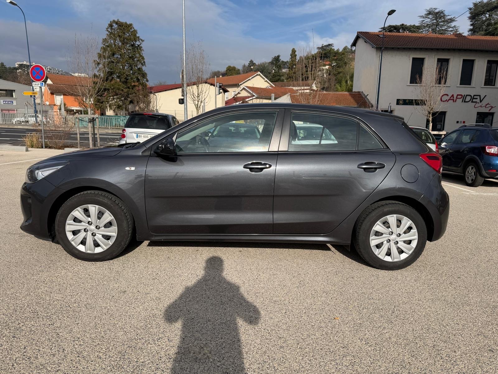 KIA Rio IV 1.2 CVVT essence 84ch